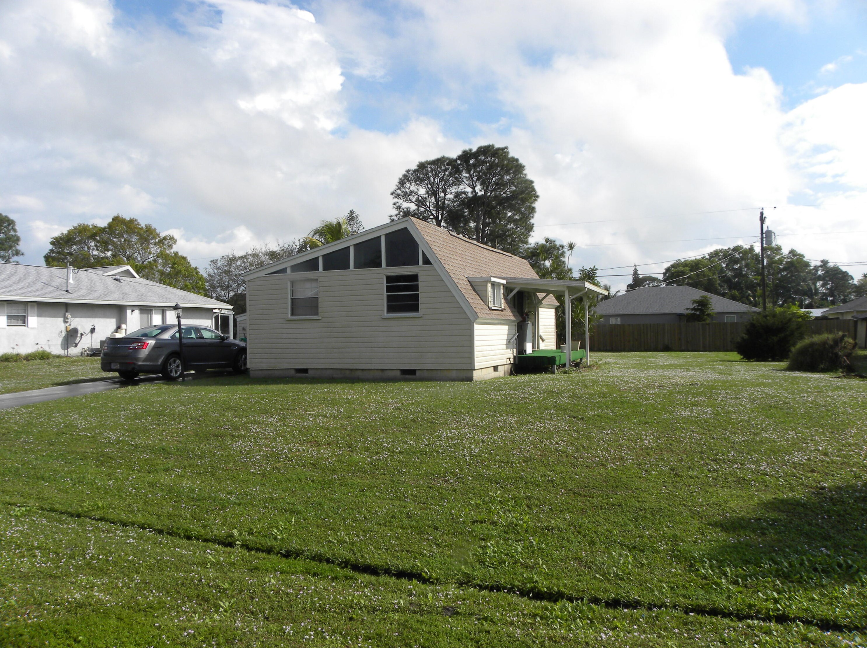 532 Maple Ter, Fort Pierce, FL 34983-2655