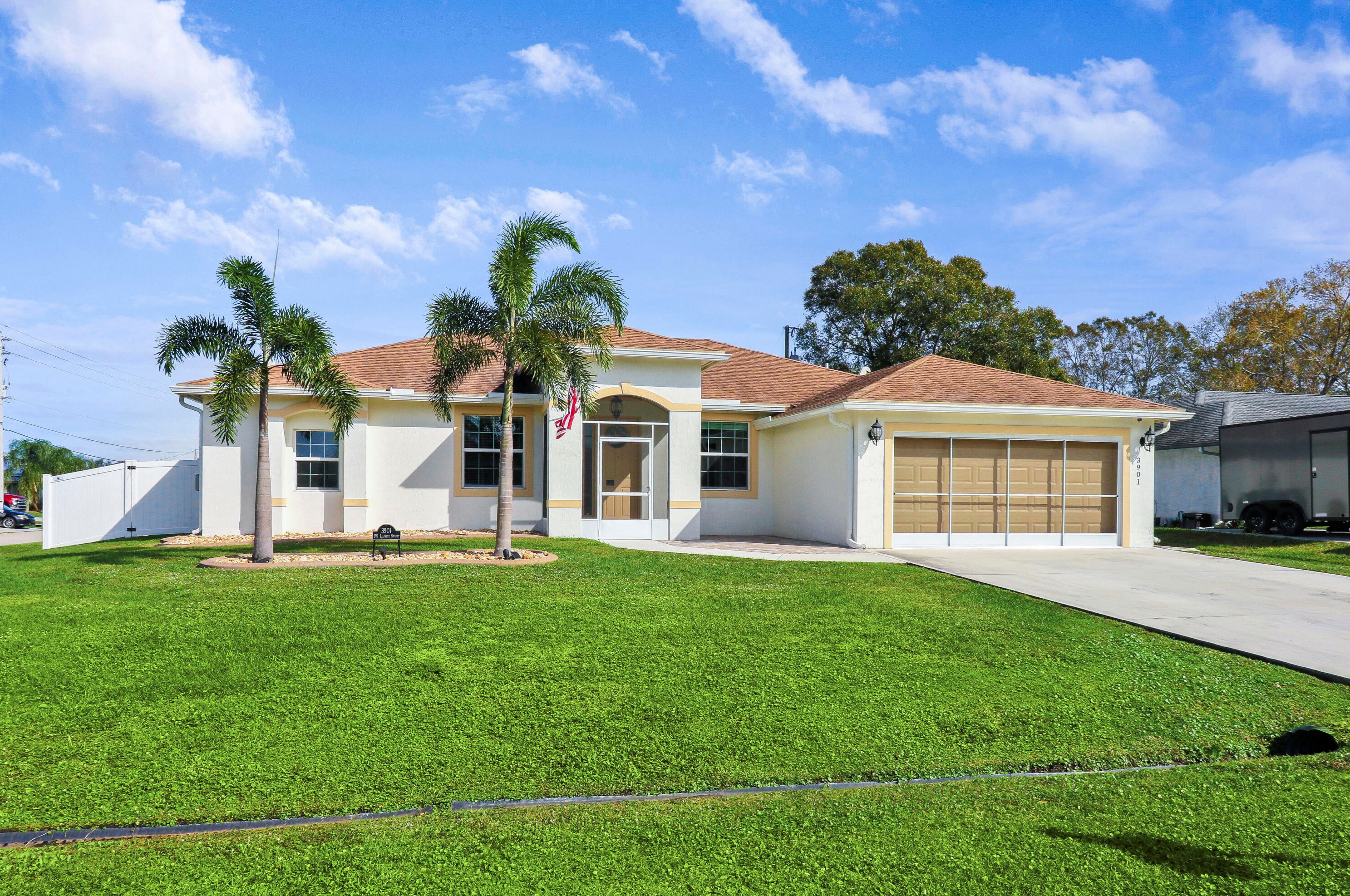 3901 Laffite St, Fort Pierce, FL 34953-3660