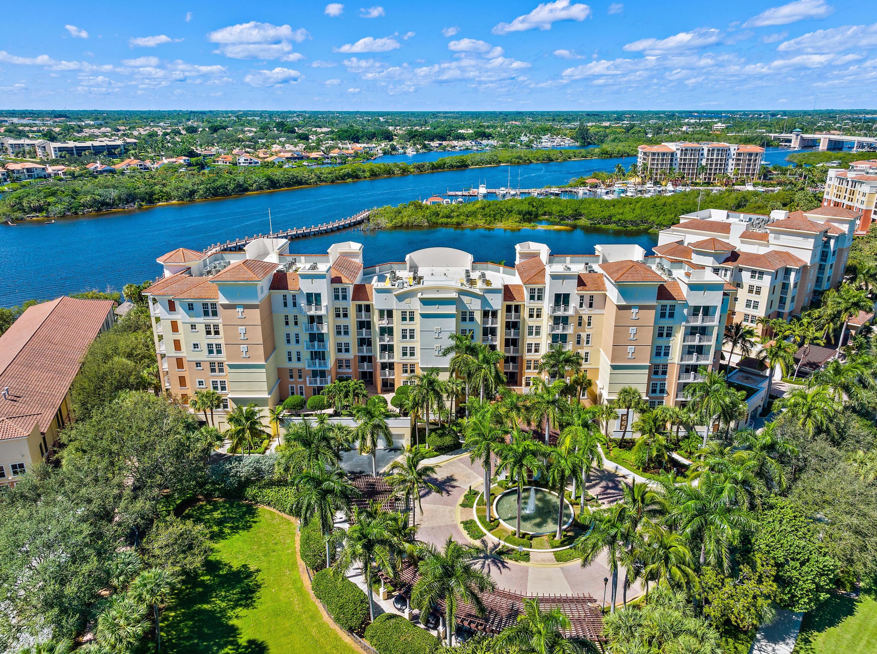 700 Us Highway 1, Jupiter FL  33469-2375 exterior