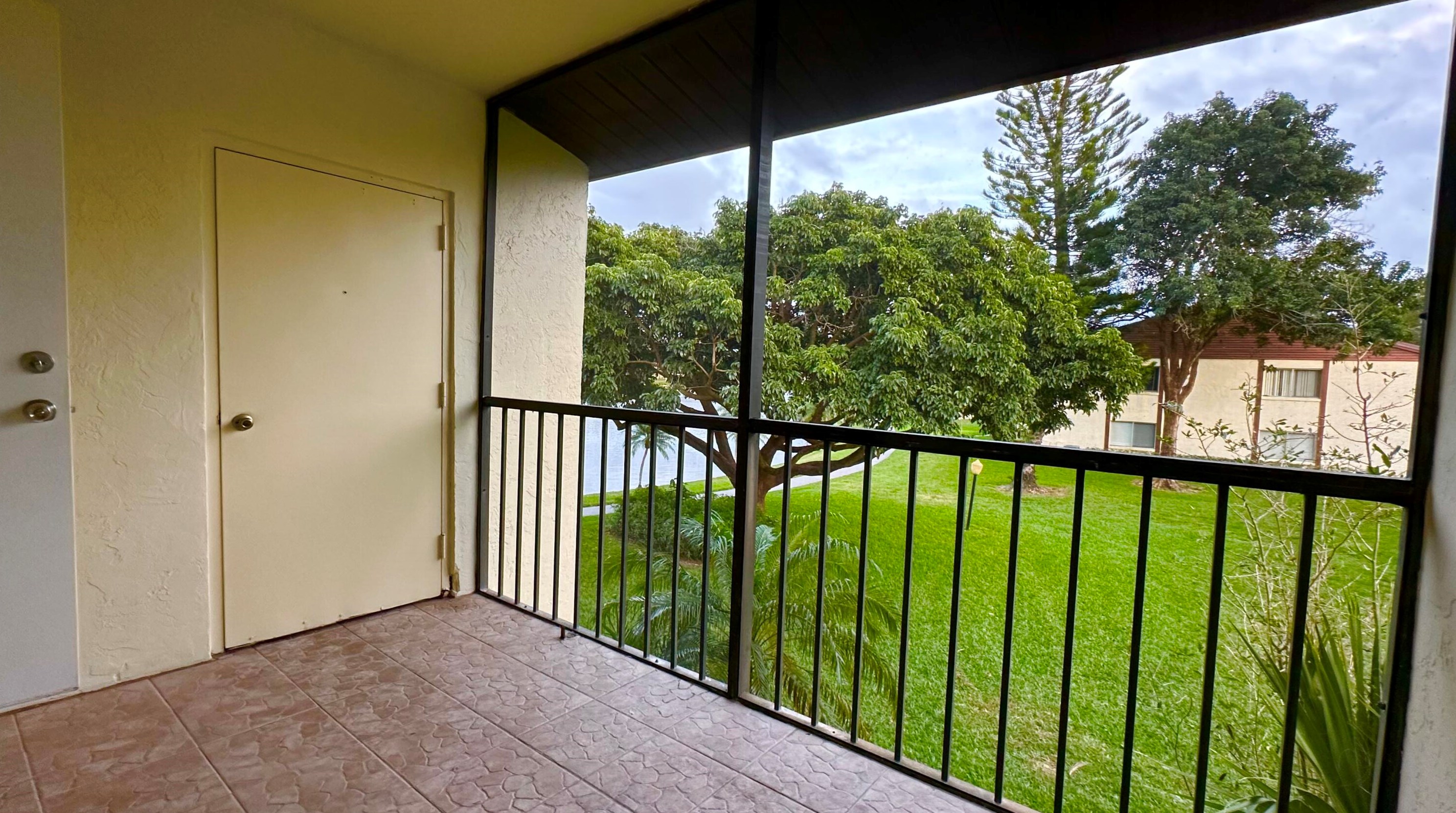 4988 Sable Pine Cir #c2, West Palm Beach, FL 33417