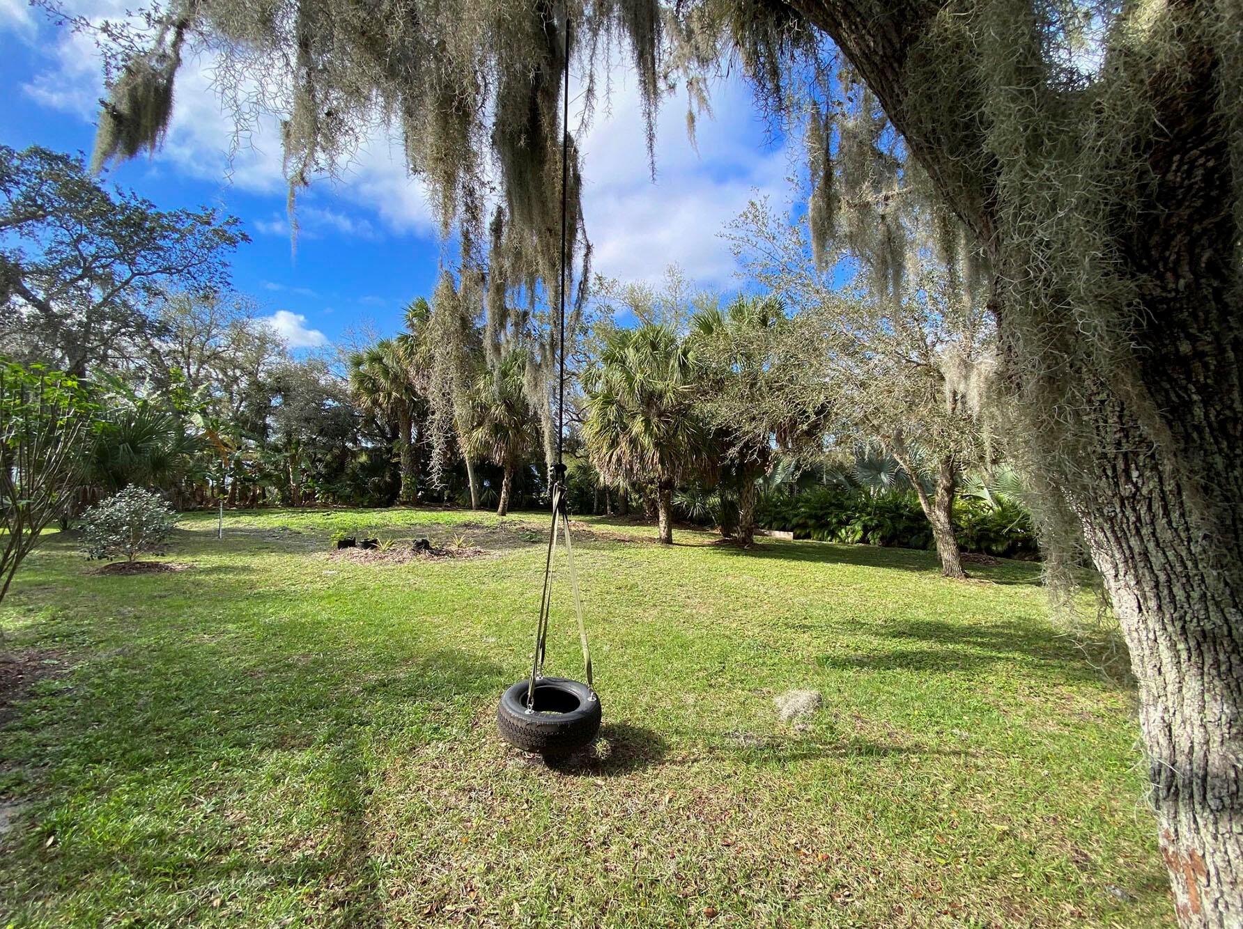 11705 Roseland Rd, Roseland FL  32957-7000 exterior