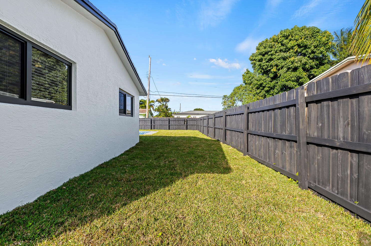 131 Se 27th Way, Boynton Beach, FL 33435