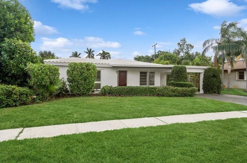490 5th Cir, Boca Raton, FL 33431-8135