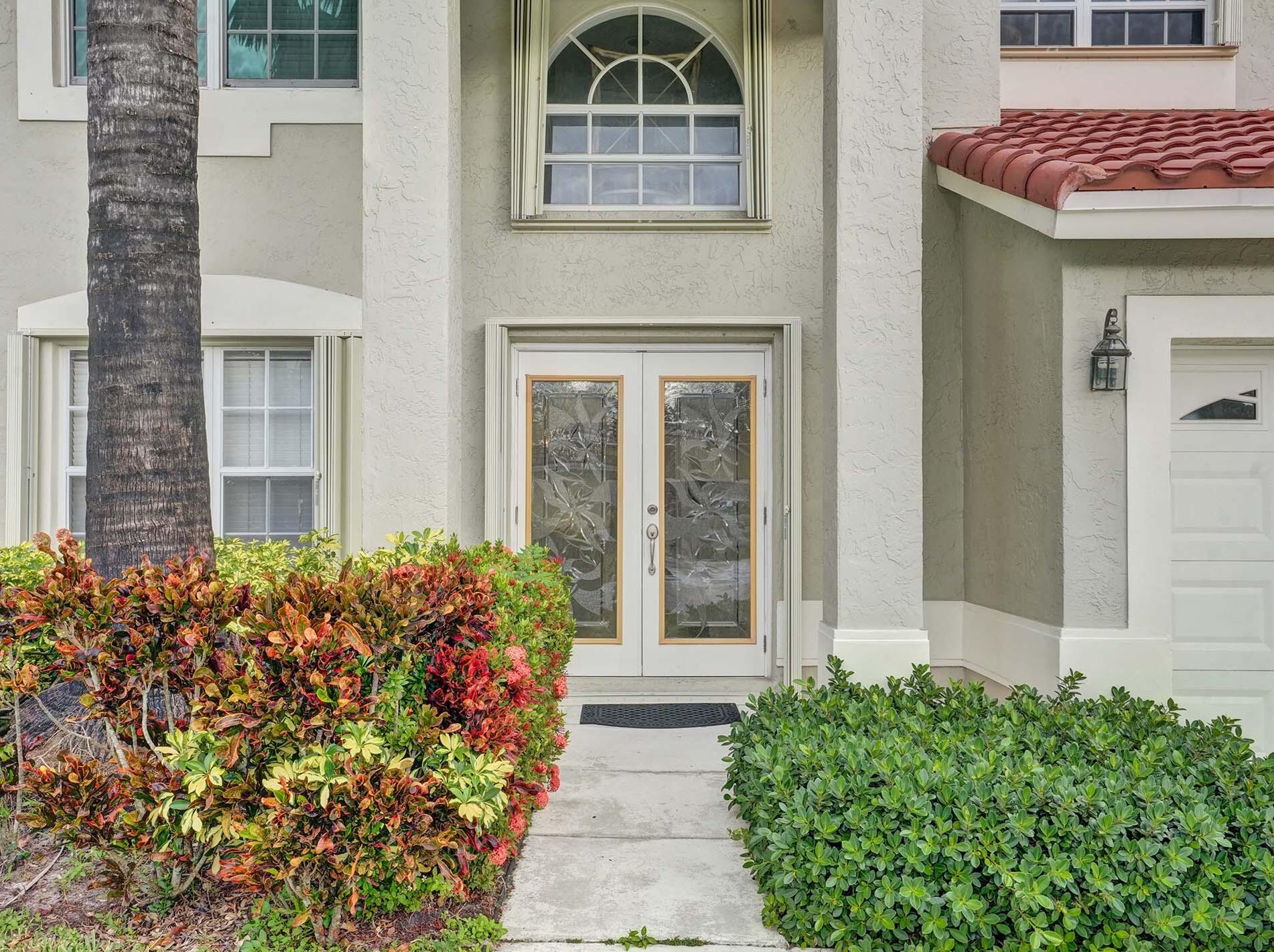 10563 Buttonwood Lake Dr, Boca Raton, FL 33498