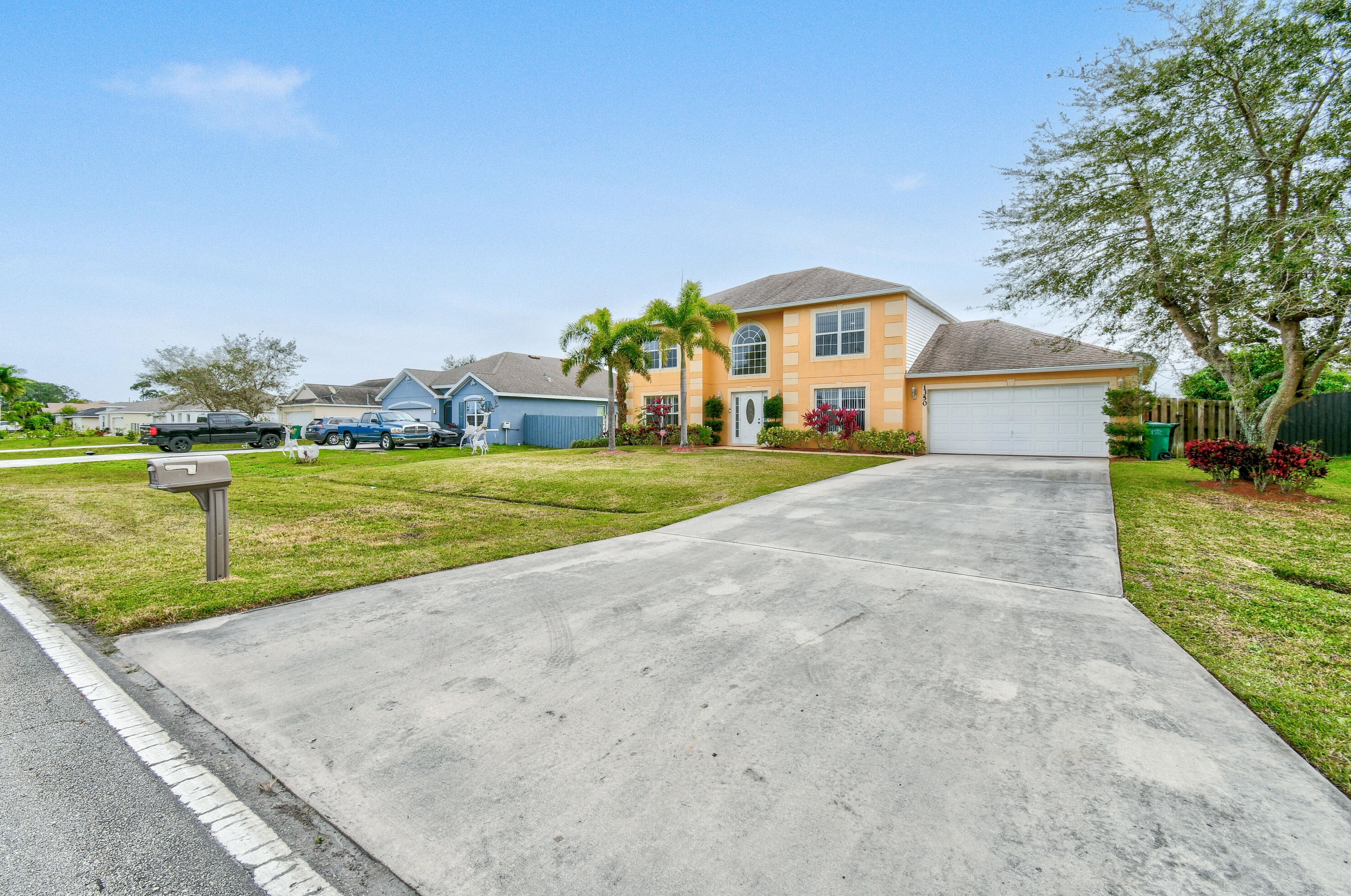 1350 Del Rio Blvd, Fort Pierce, FL 34953-1439