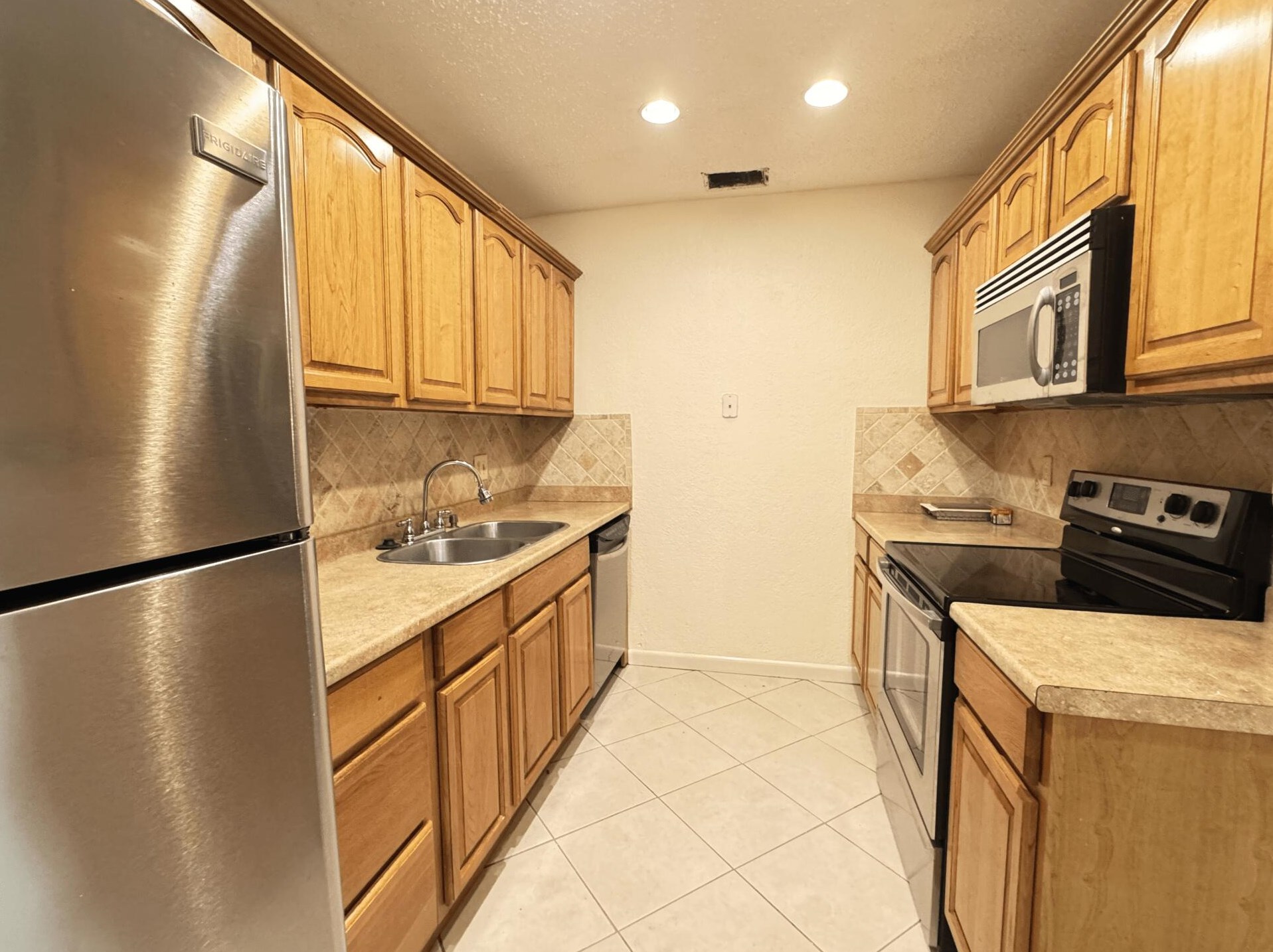 1900 Palmland Dr #2, Boynton Beach, FL