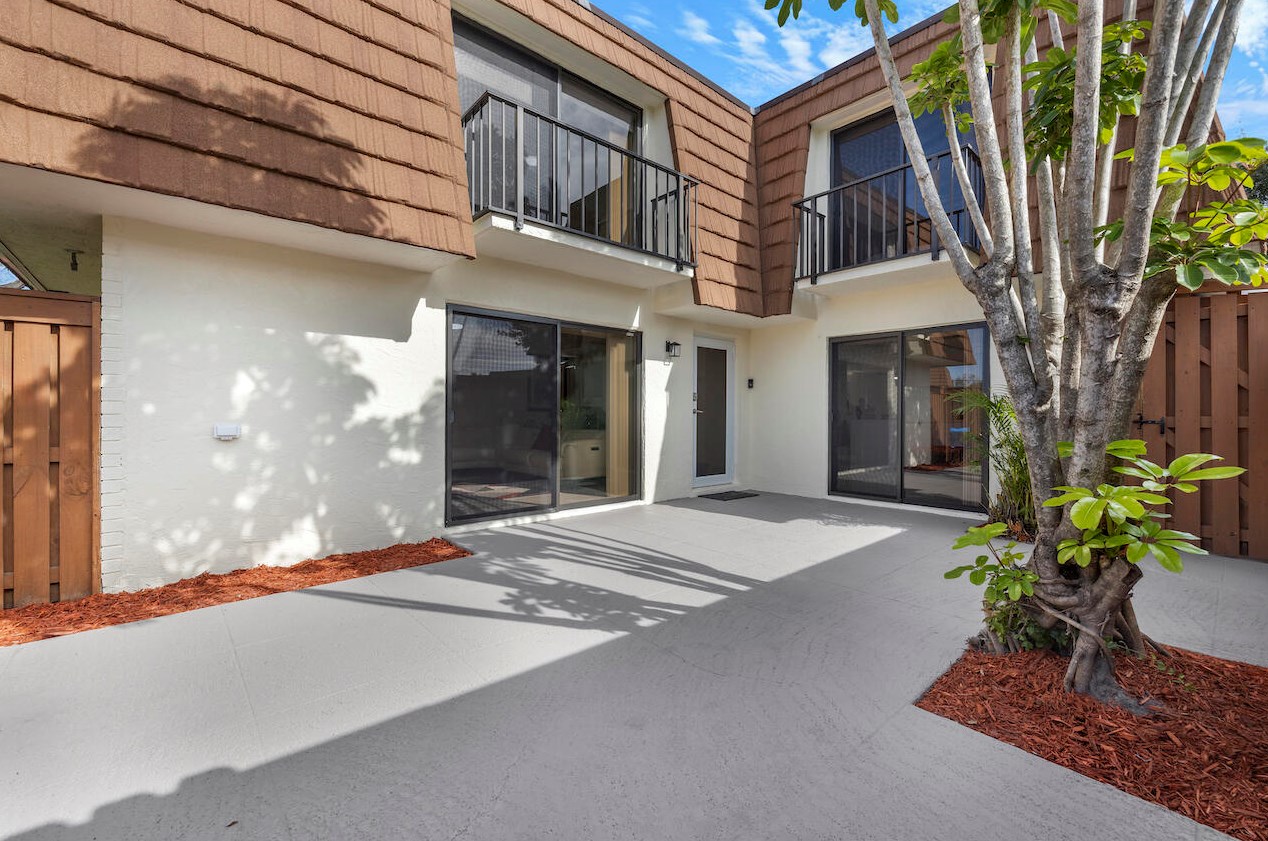3900 County Line Rd #23c, Jupiter, FL 33469