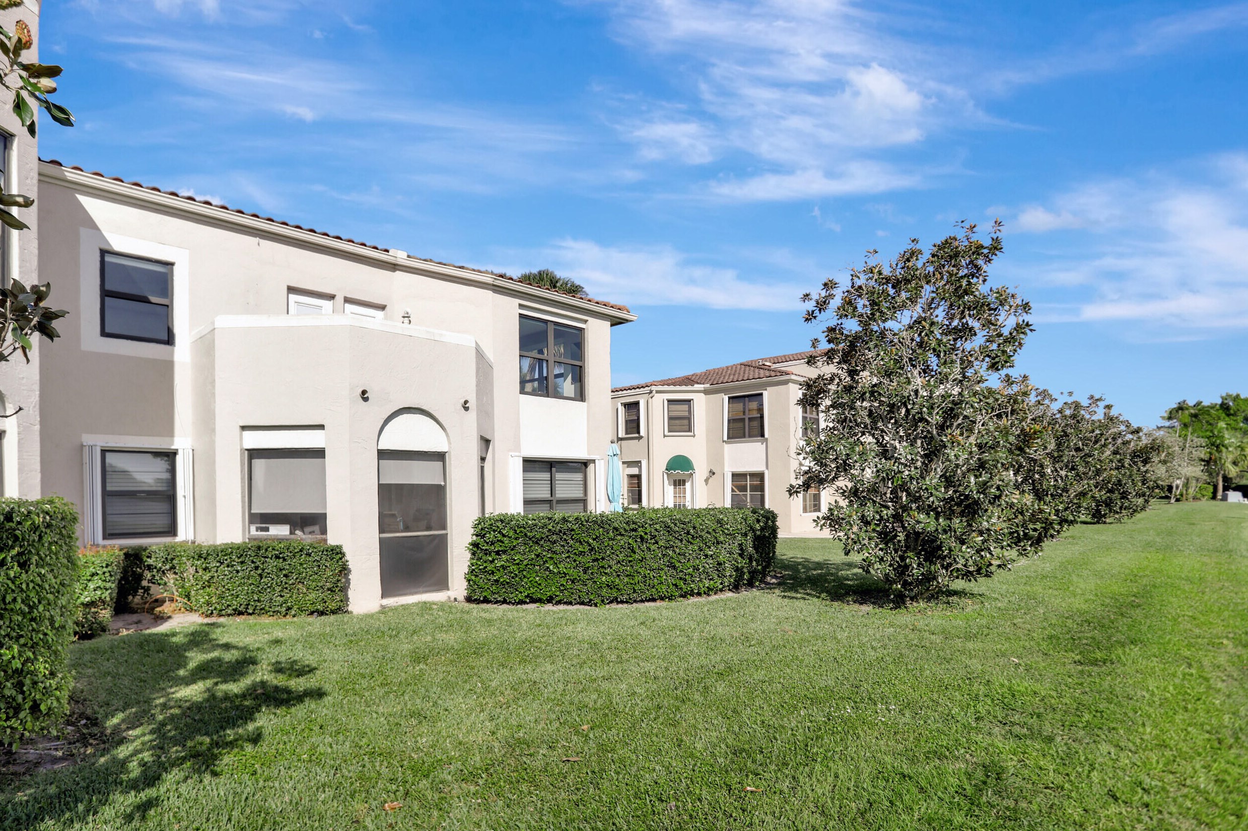 6646 Villa Sonrisa Dr #520, Boca Raton, FL 33433
