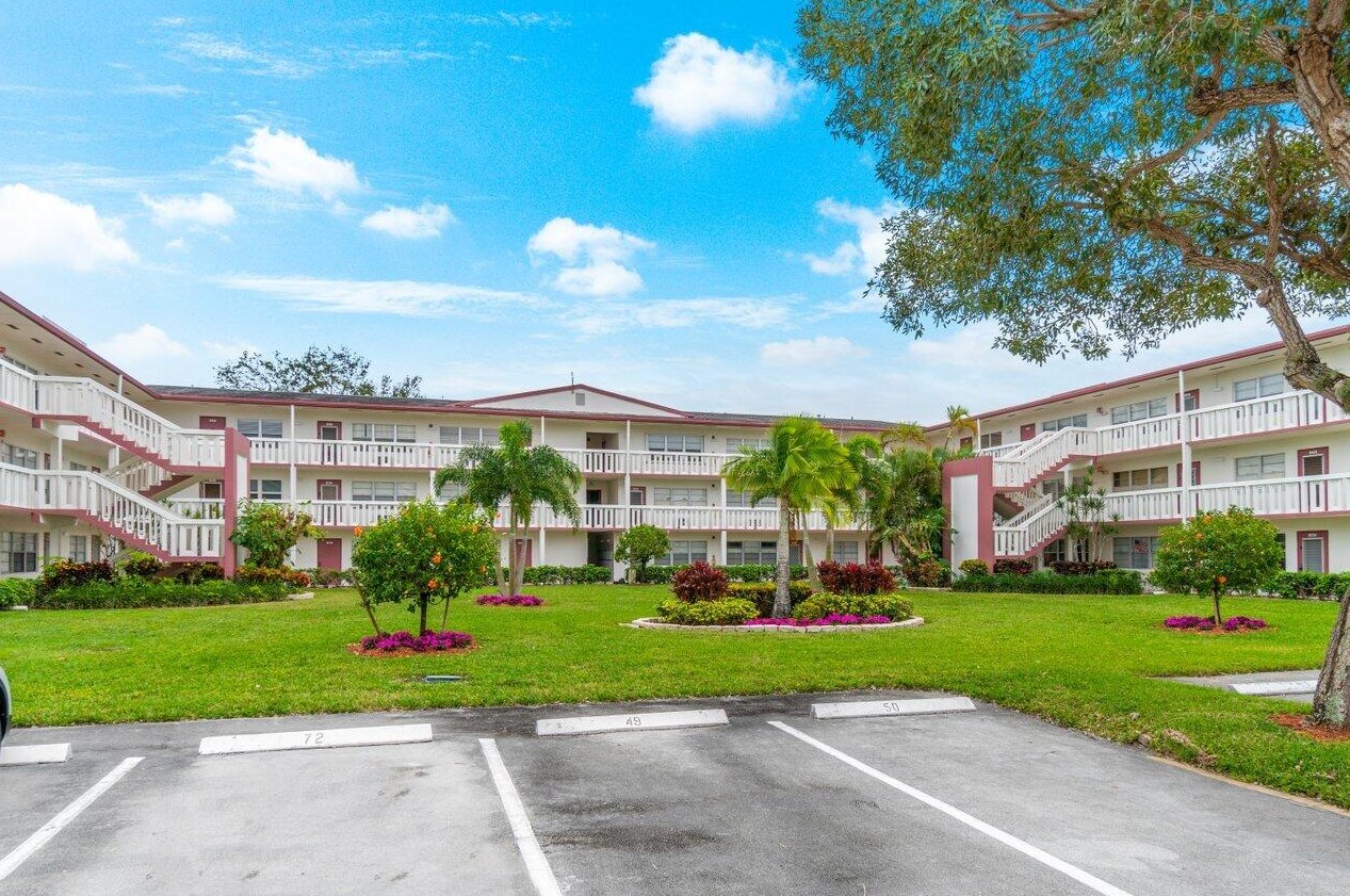 66 Fanshaw B, Boca Raton, FL 33434-3033