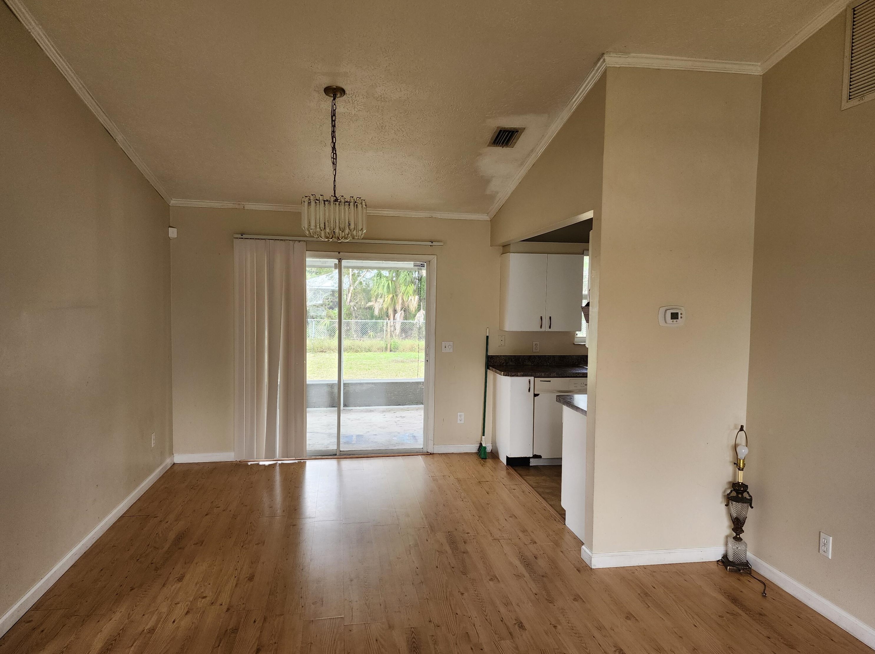 1045 Coleman Ave, Fort Pierce FL  34953-1856 exterior