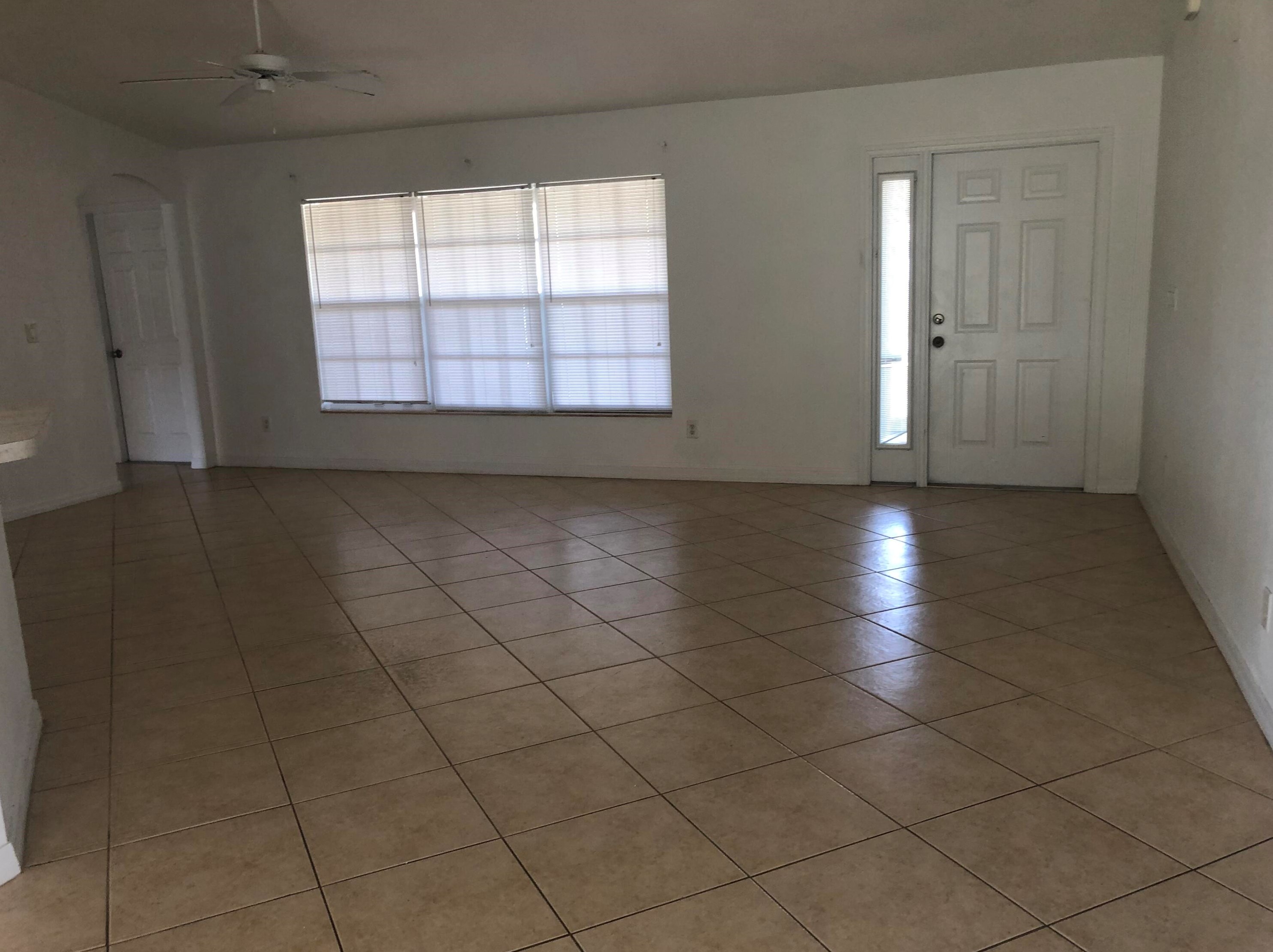 714 Se Elwood Ave, Port Saint Lucie, FL 34983