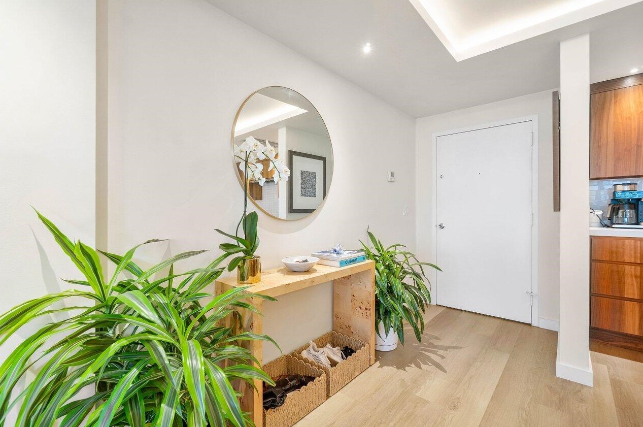 354 Chilean Ave #5c, Palm Beach, FL 33480