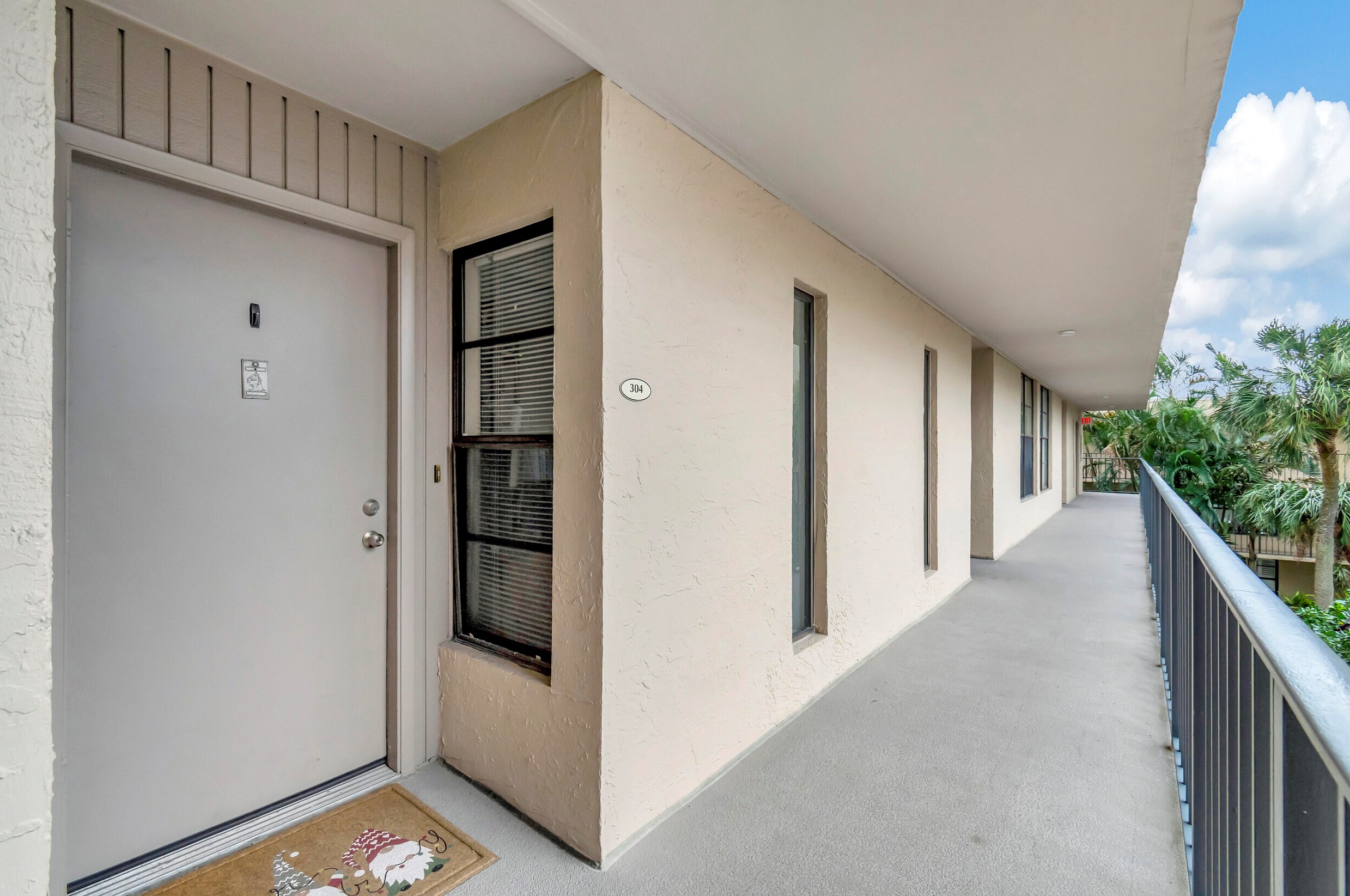 17 Royal Palm Way #3040, Boca Raton, FL