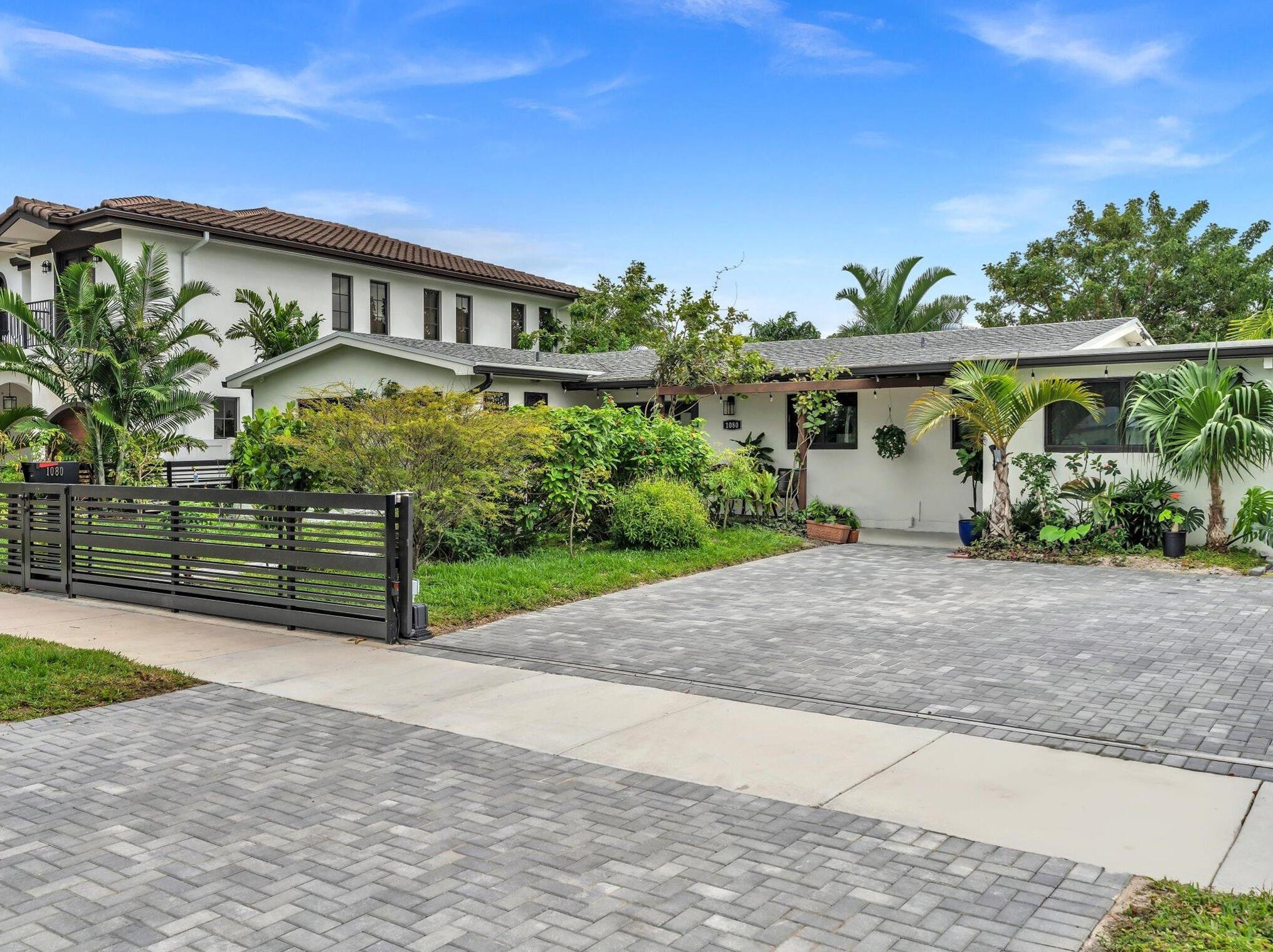 1080 180th Ter, Miami, FL 33162-1261