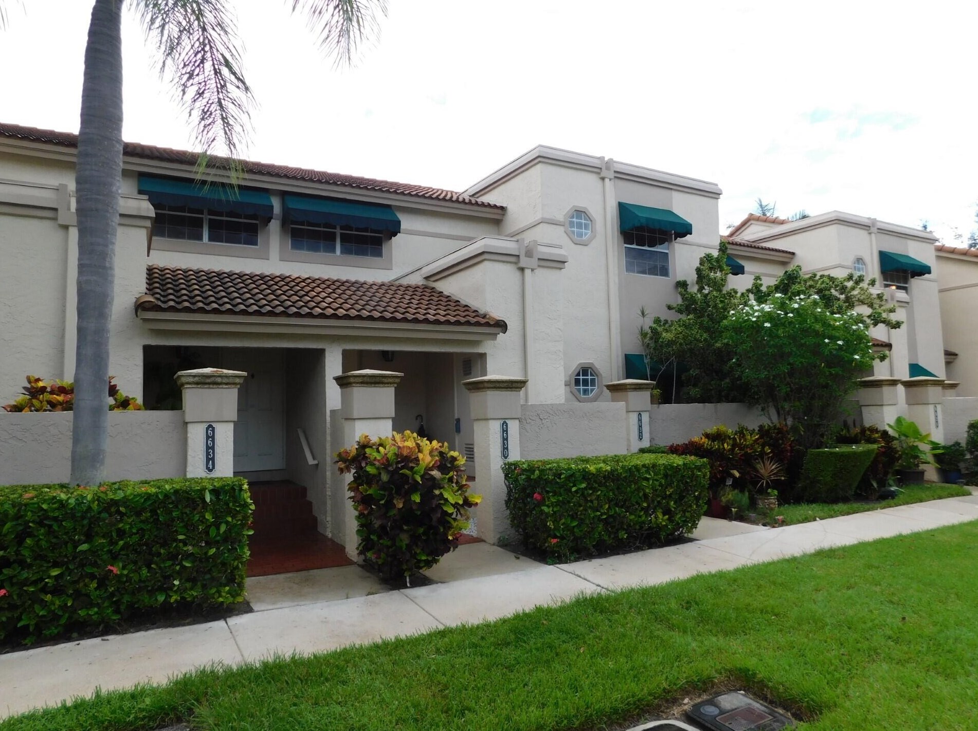 6630 Via Regina, Boca Raton, FL 33433