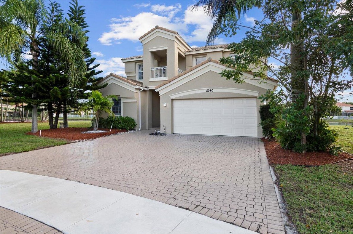 8980 Biddle Ct, West Palm Beach, FL 33414