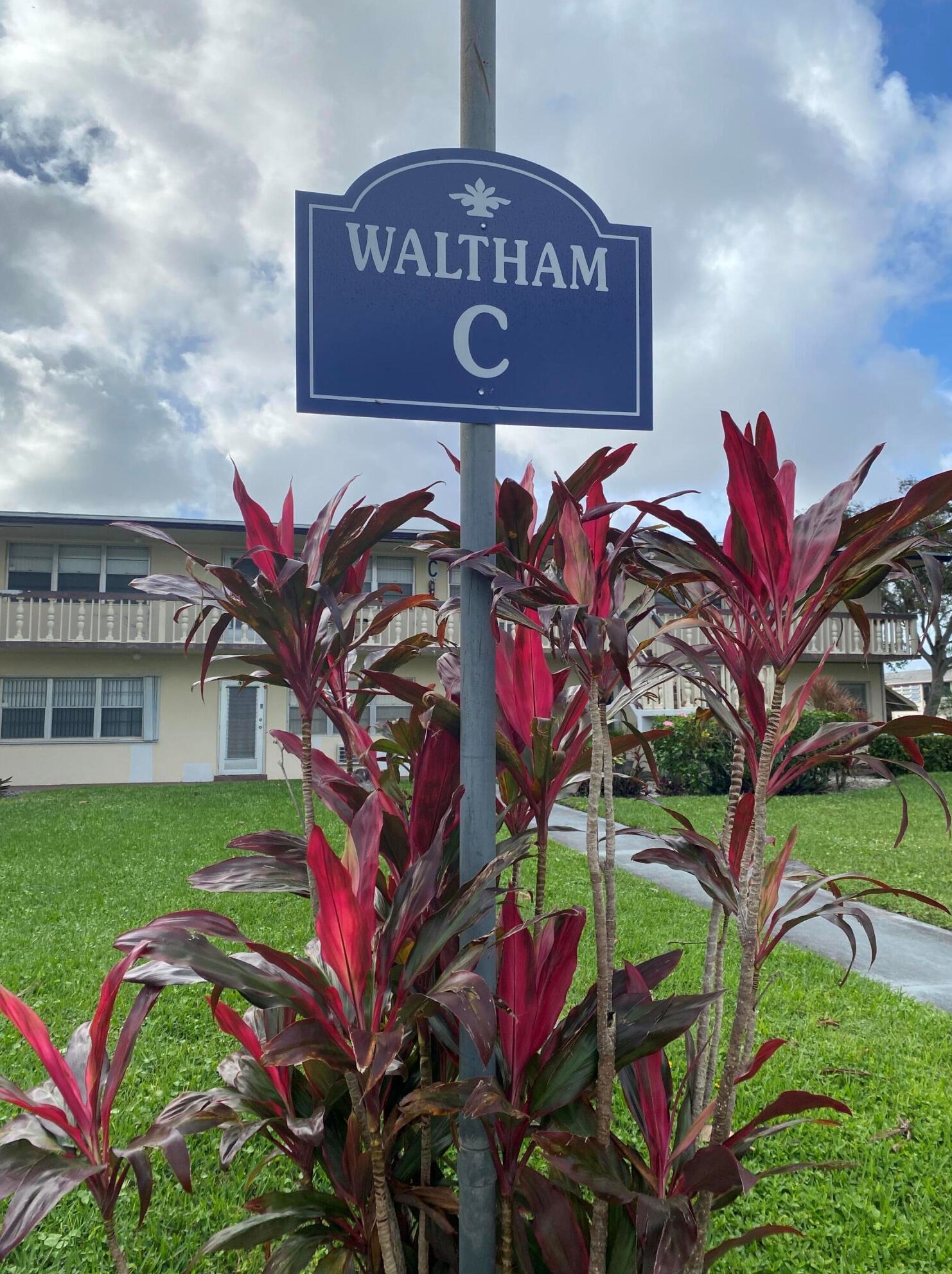 62 Waltham C, West Palm Beach, FL 33417