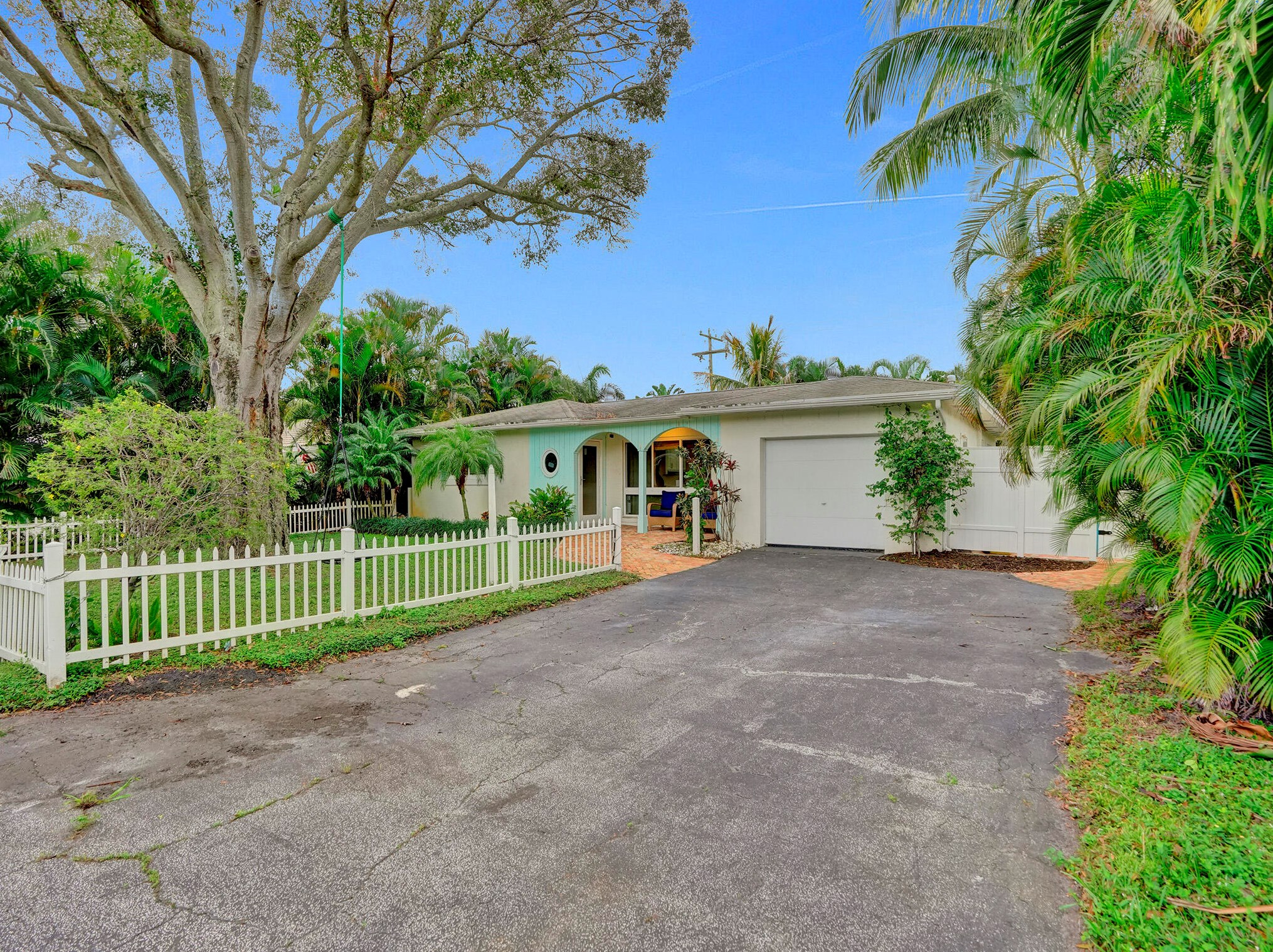 2829 Sw 5th St, Boynton Beach, FL 33435