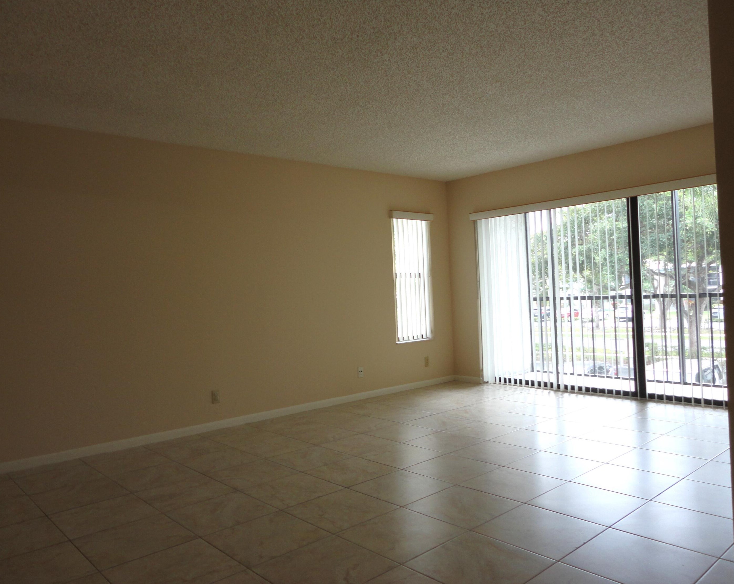 1114 Green Pine Blvd #d2, West Palm Beach, FL 33409