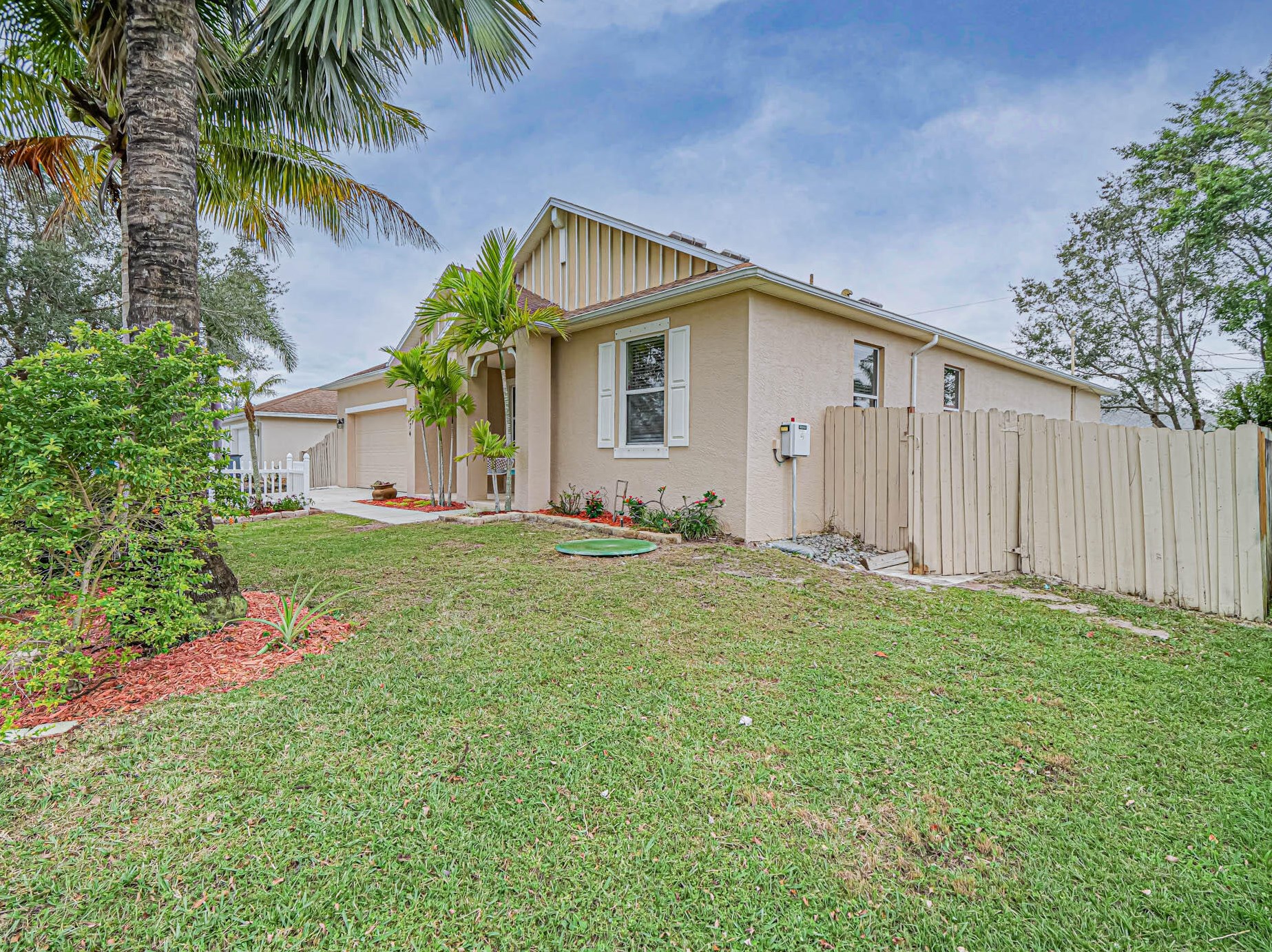 3374 Foremost Dr, Fort Pierce, FL 34953-4942
