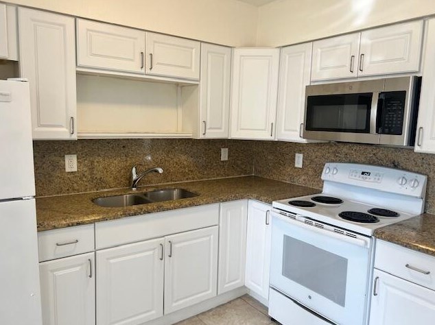 2803 Crown Ct, Delray Beach, FL 33445