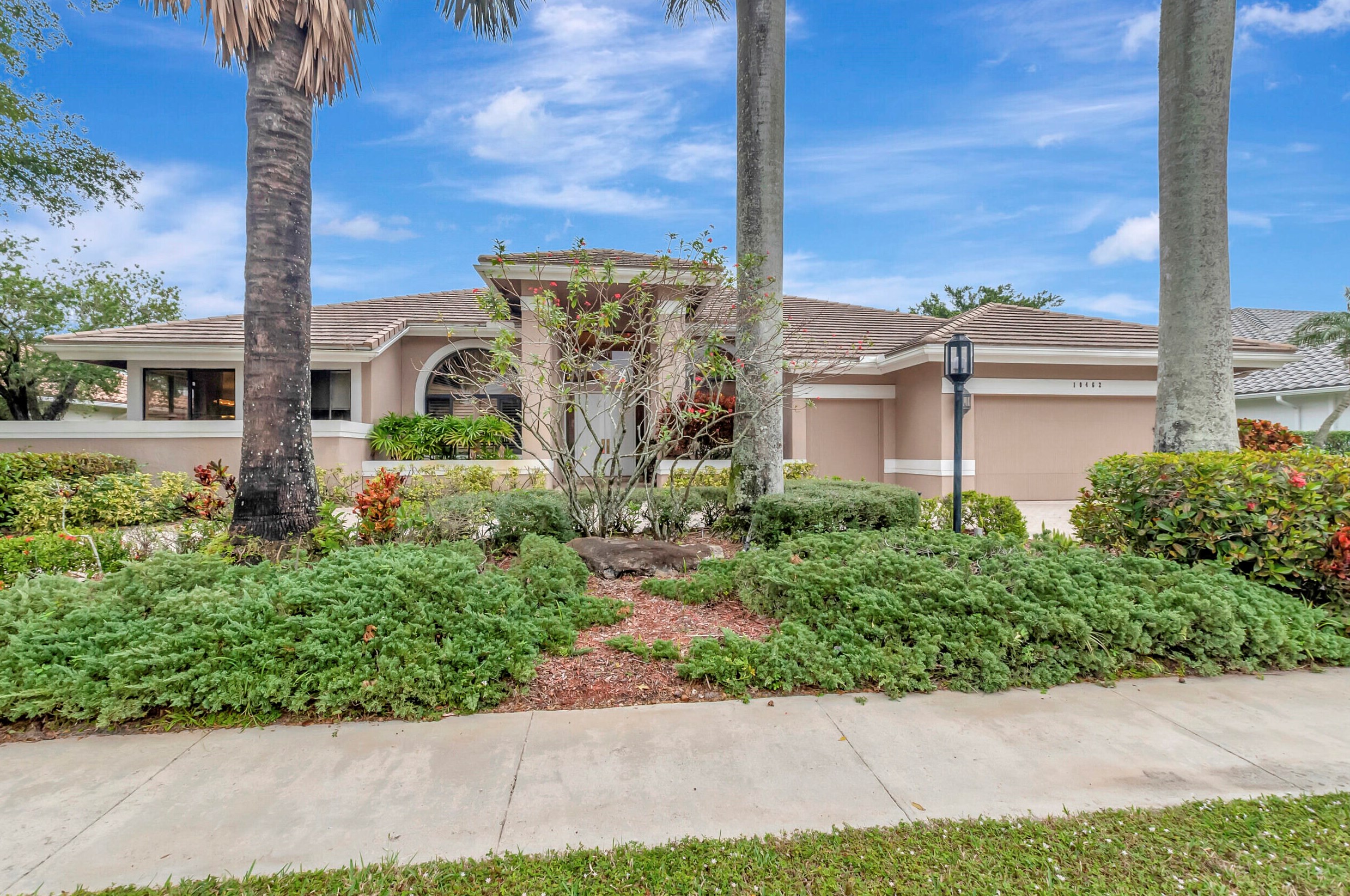 10462 Stonebridge Blvd, Boca Raton, FL 33498