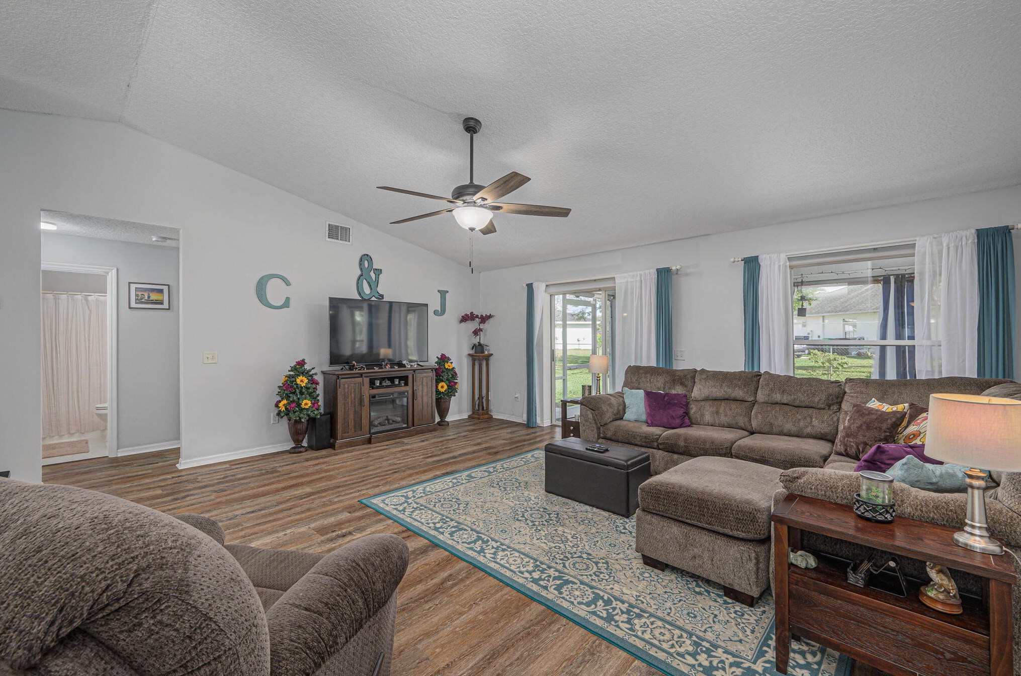 6121 Densaw Ter, Fort Pierce FL  34986-3761 exterior