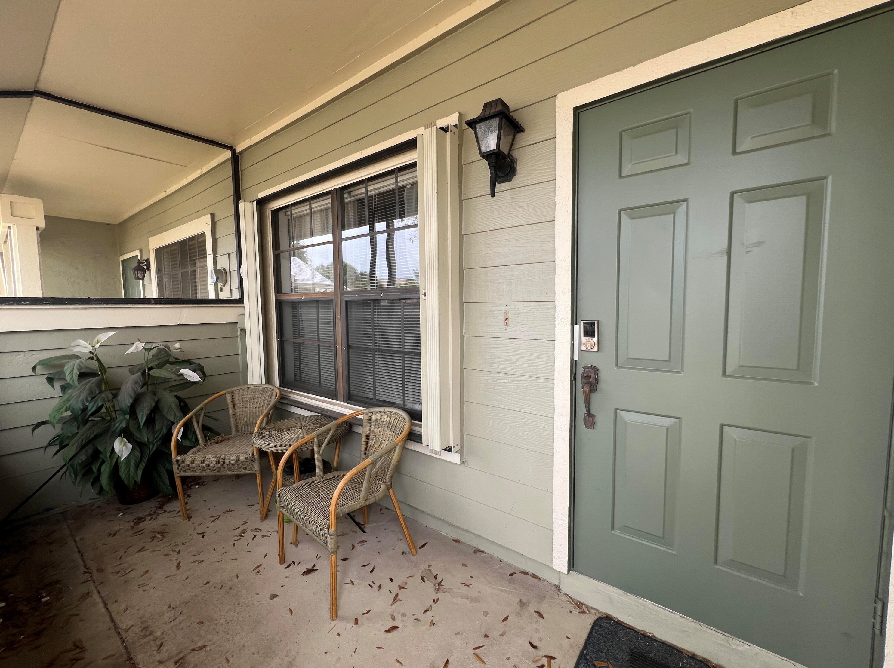 1542 Dewberry Ct, Fort Pierce FL  34952-4288 exterior