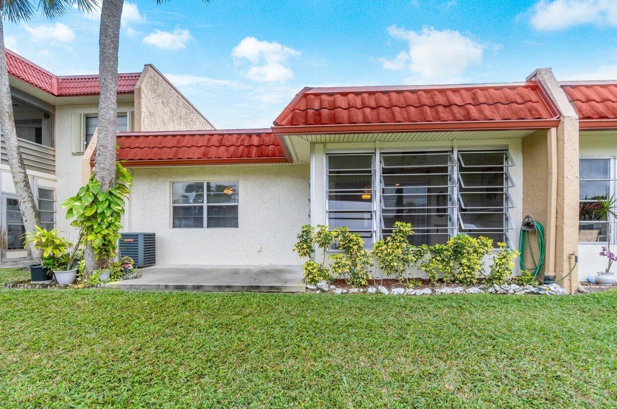 223 Lk Dora Dr, West Palm Beach FL  33411-2356 exterior