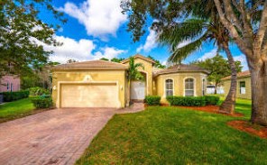 5761 Spanish River Rd, Fort Pierce FL  34951-2894 exterior