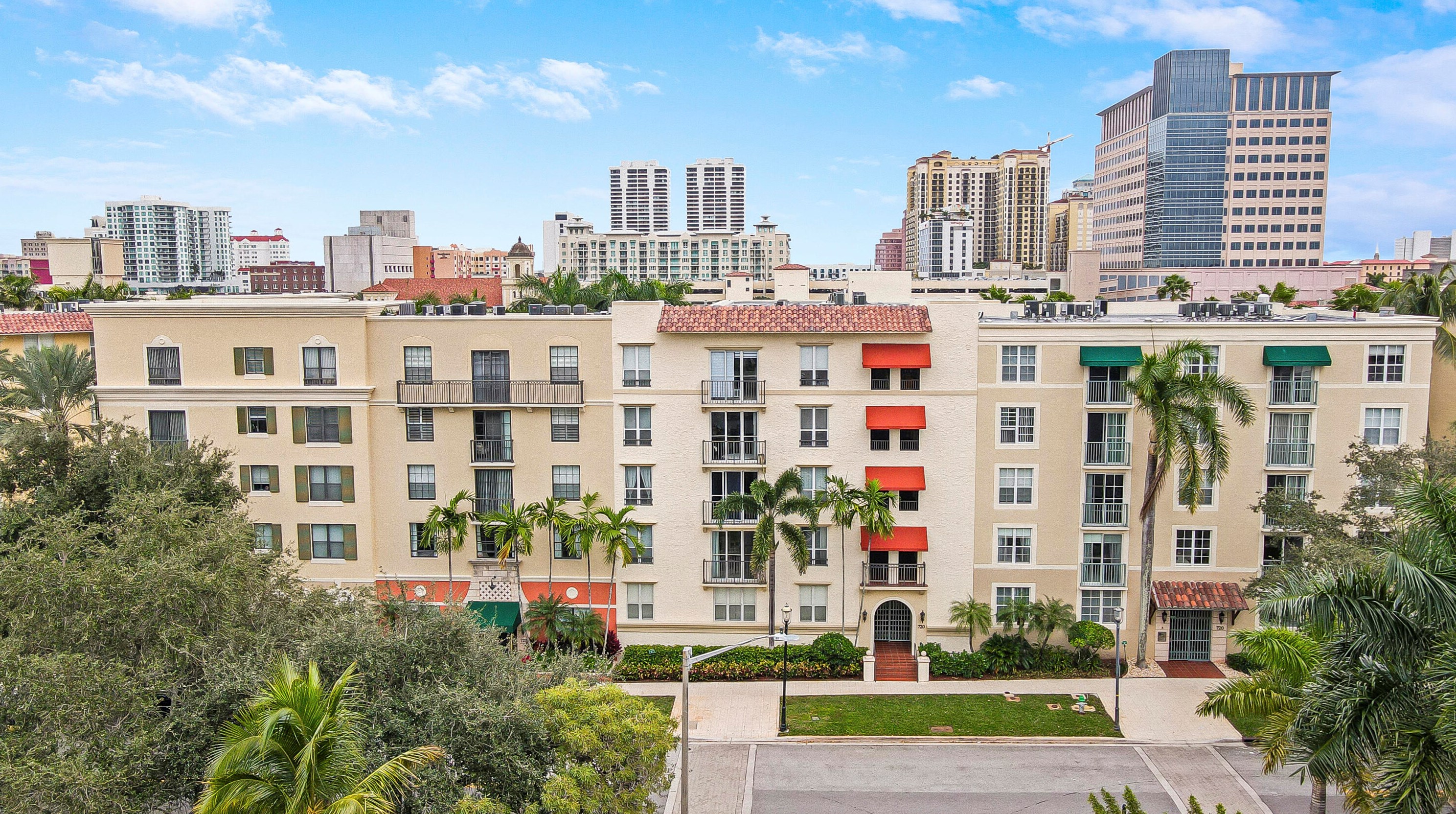 720 S Sapodilla Ave #512, West Palm Beach, FL 33401