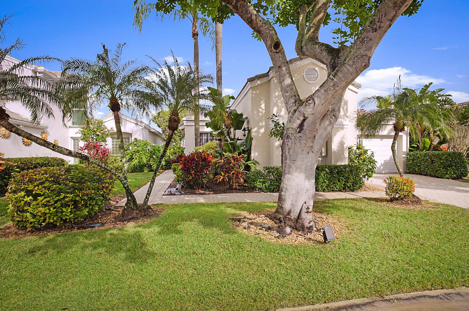 7809 Travelers Tree Dr, Boca Raton, FL 33433-6158