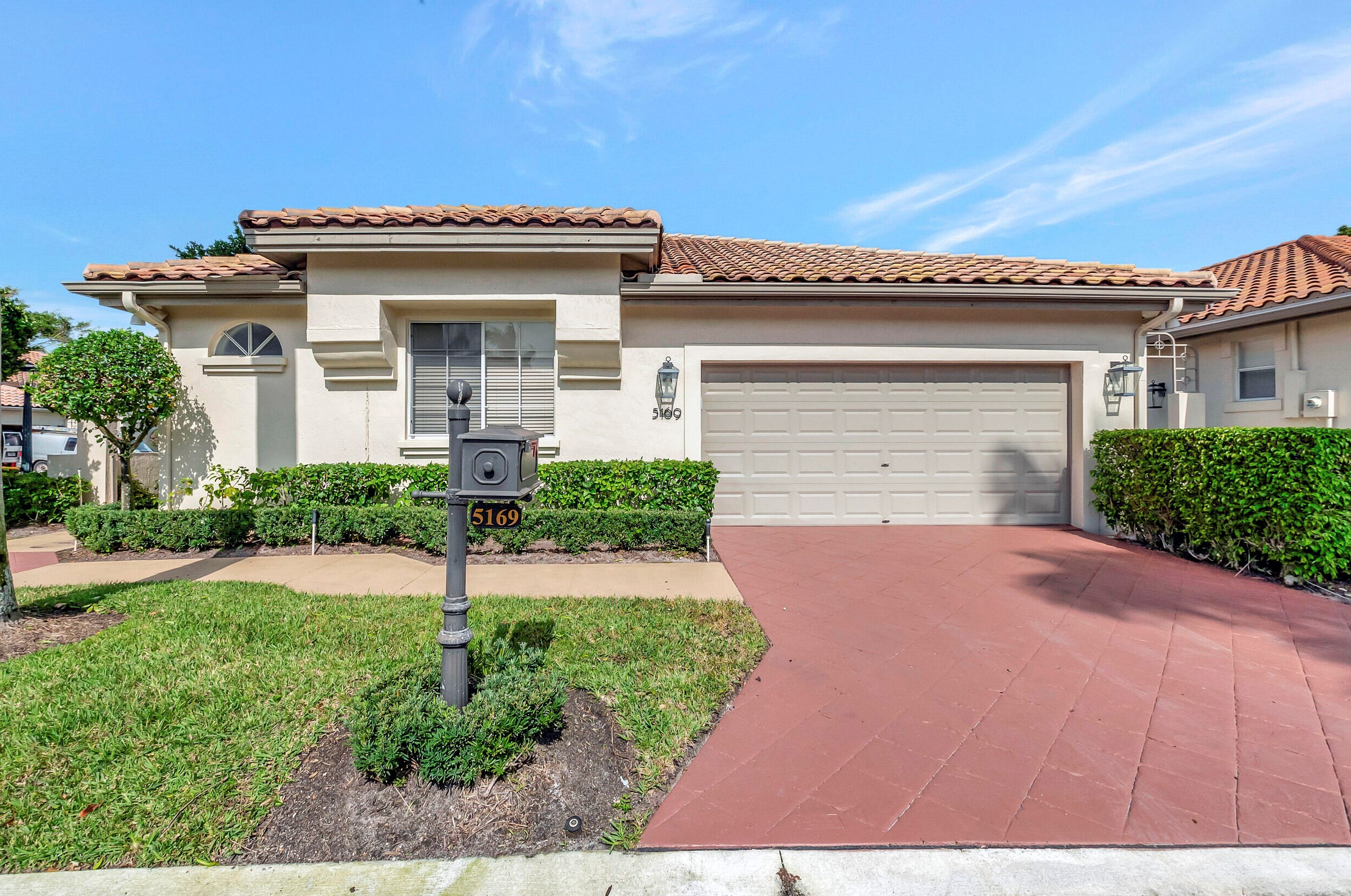 5169 26th Cir, Boca Raton, FL 33496-2217