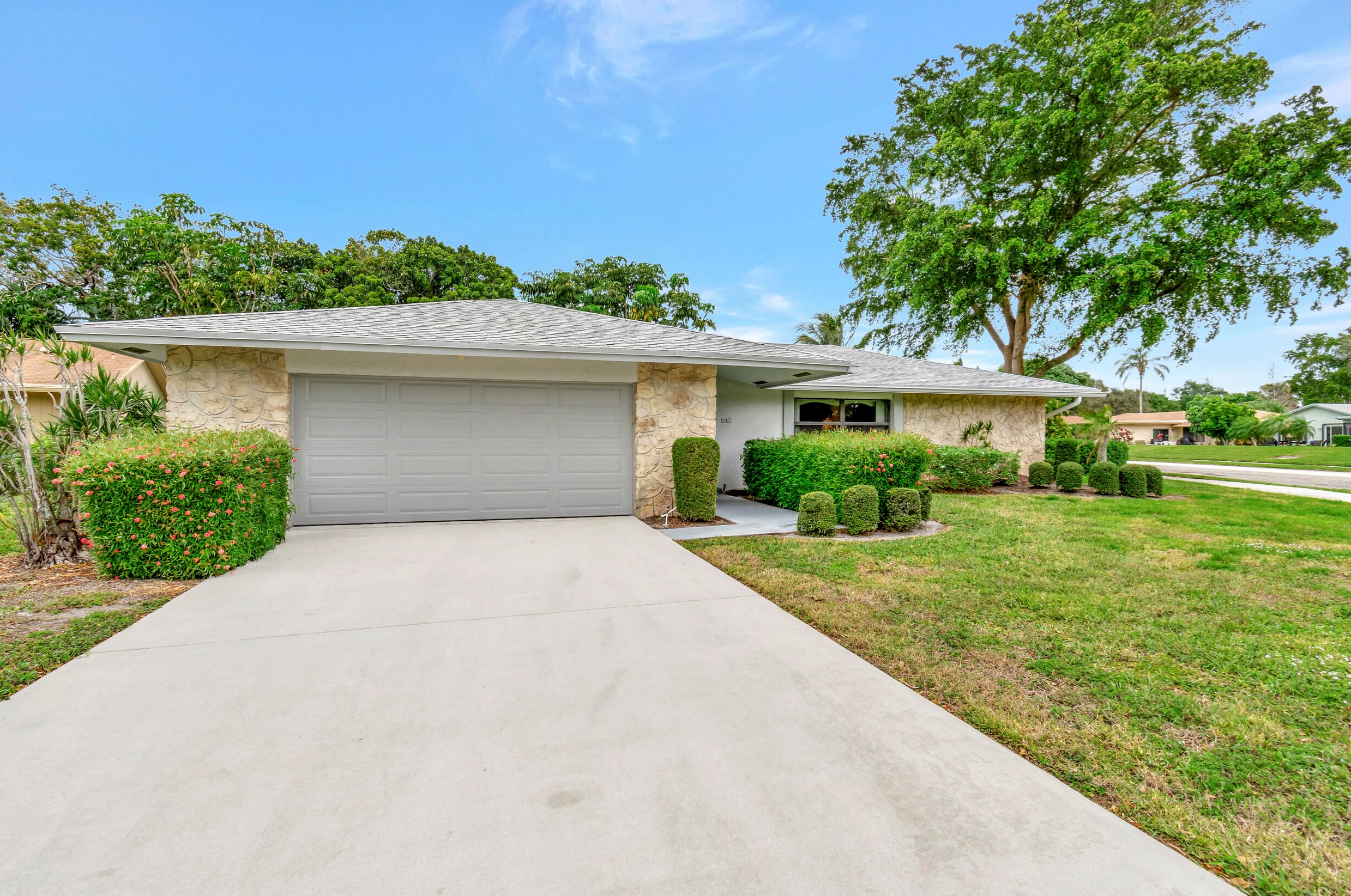 2431 Nw 8th St, Delray Beach, FL 33445