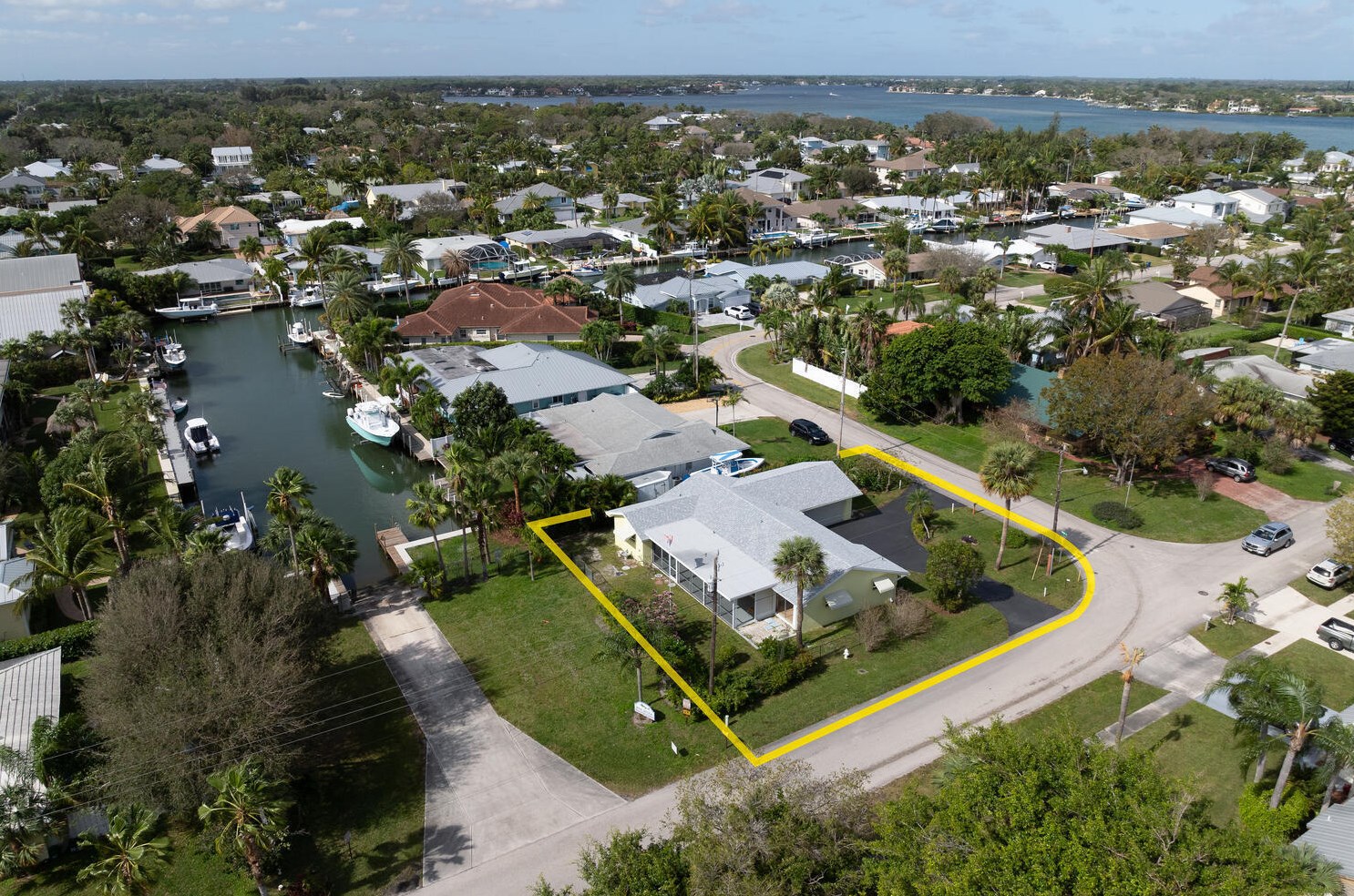 912 Marlin Cir, Jupiter, FL 33458