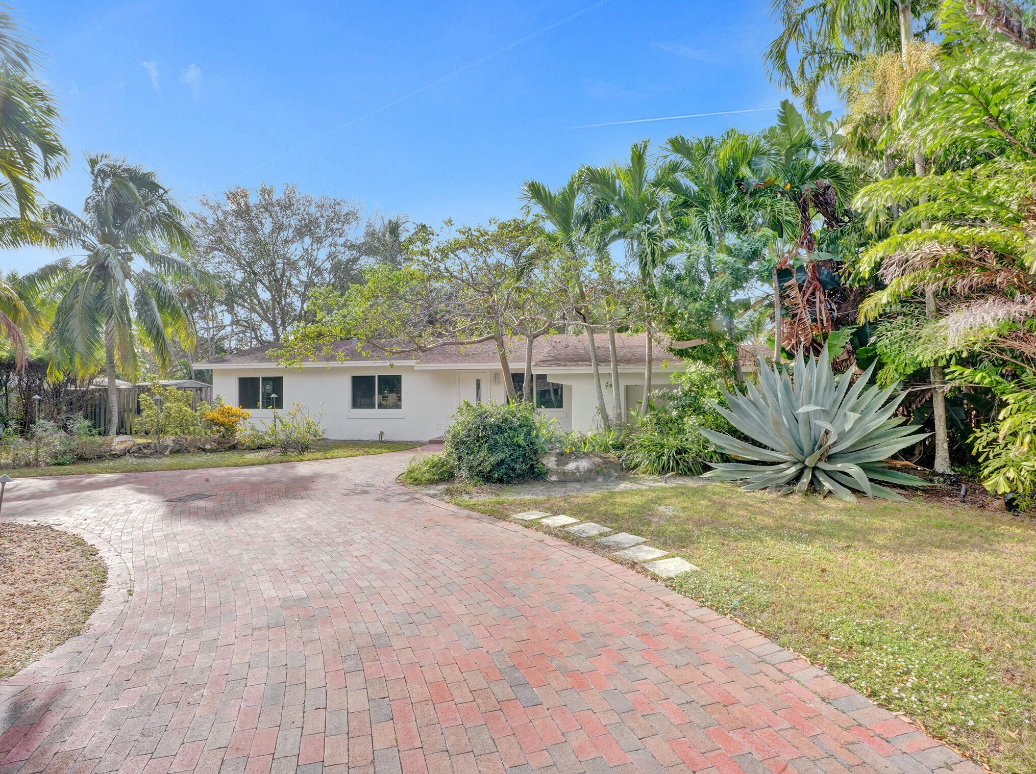 7 Polo Cir, Boca Raton, FL 33431