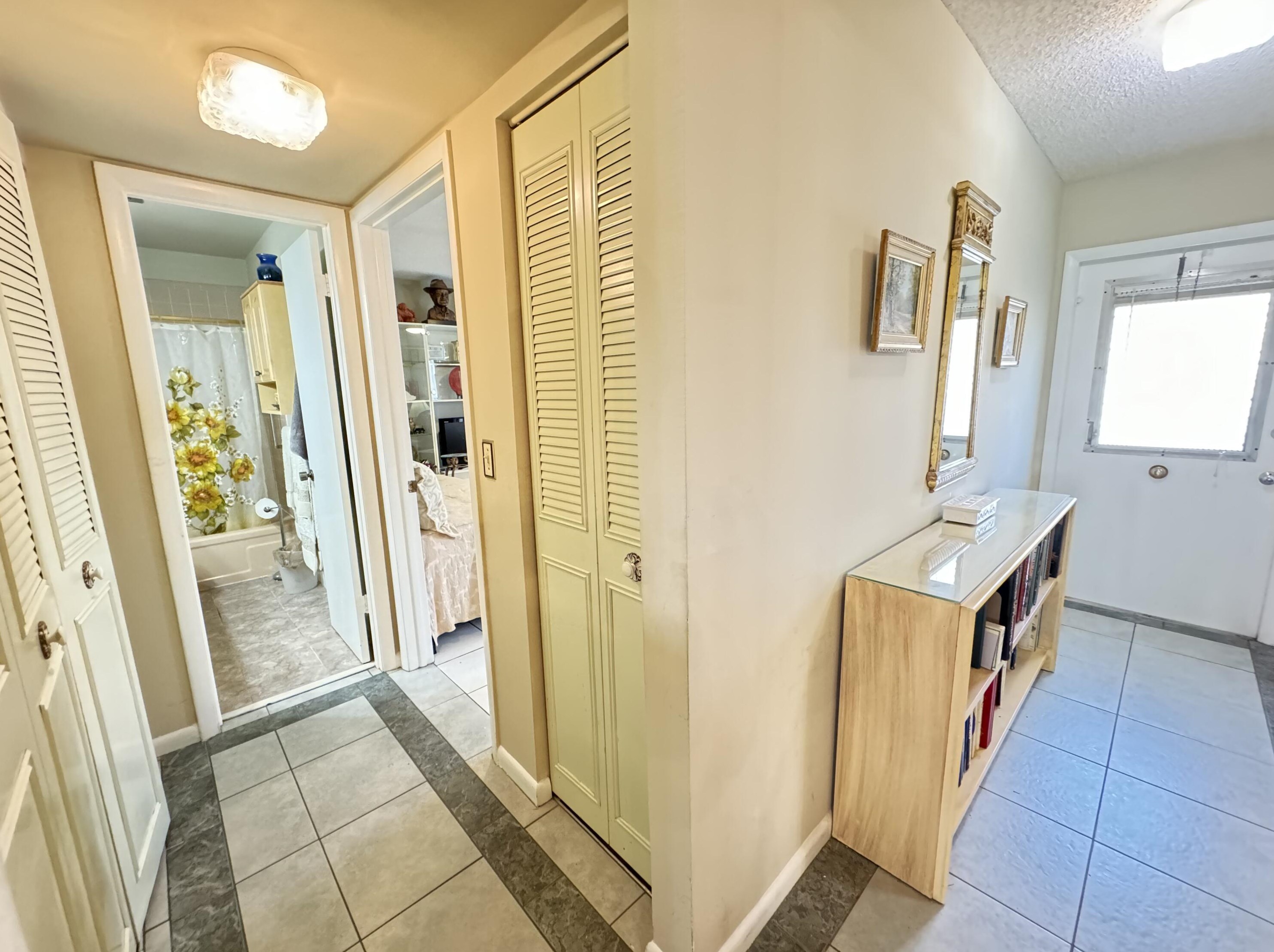 309 Cape Cod Cir, Lake Worth FL  33467-2675 exterior