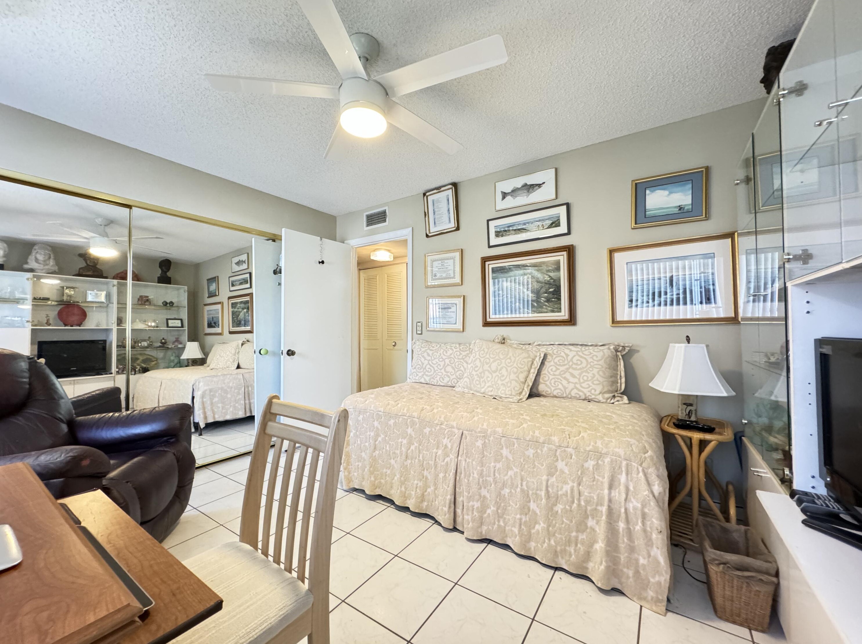 309 Cape Cod Cir, Lake Worth FL  33467-2675 exterior