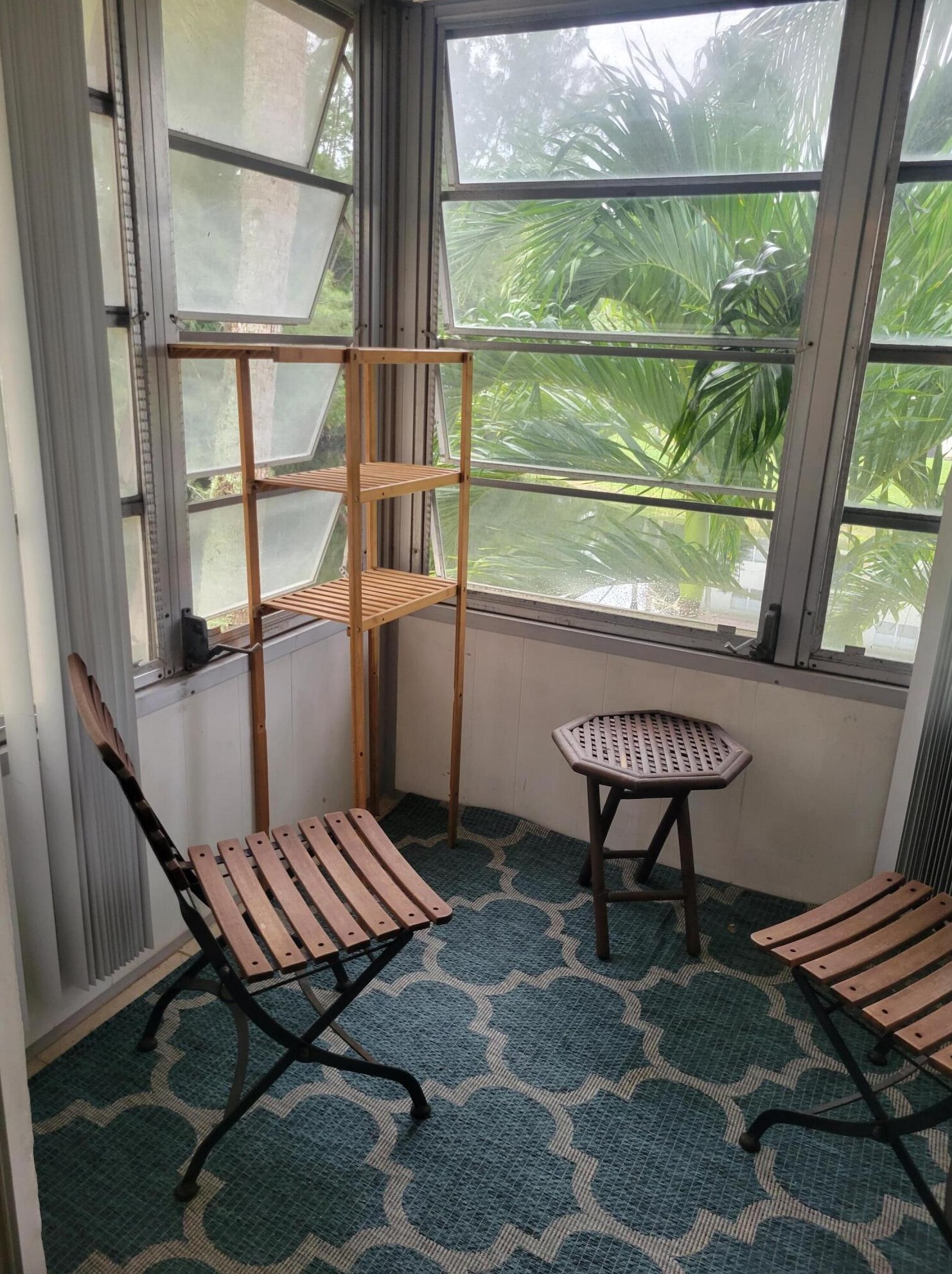 356 Lake Dora Dr, West Palm Beach, FL 33411