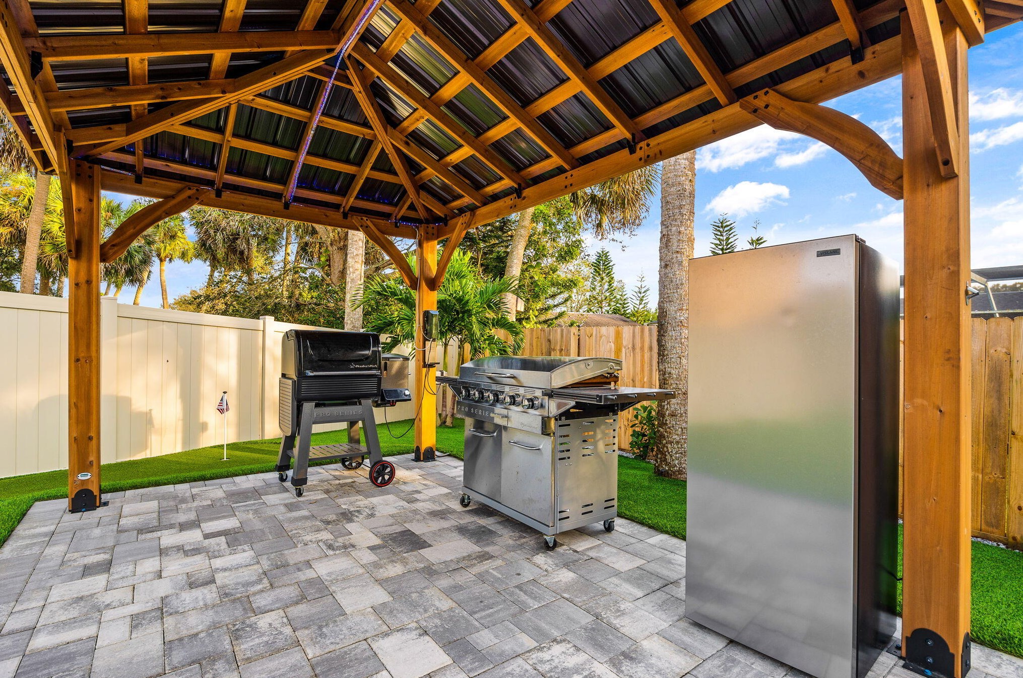 611 22nd Ave, Vero Beach FL  32962-1315 exterior