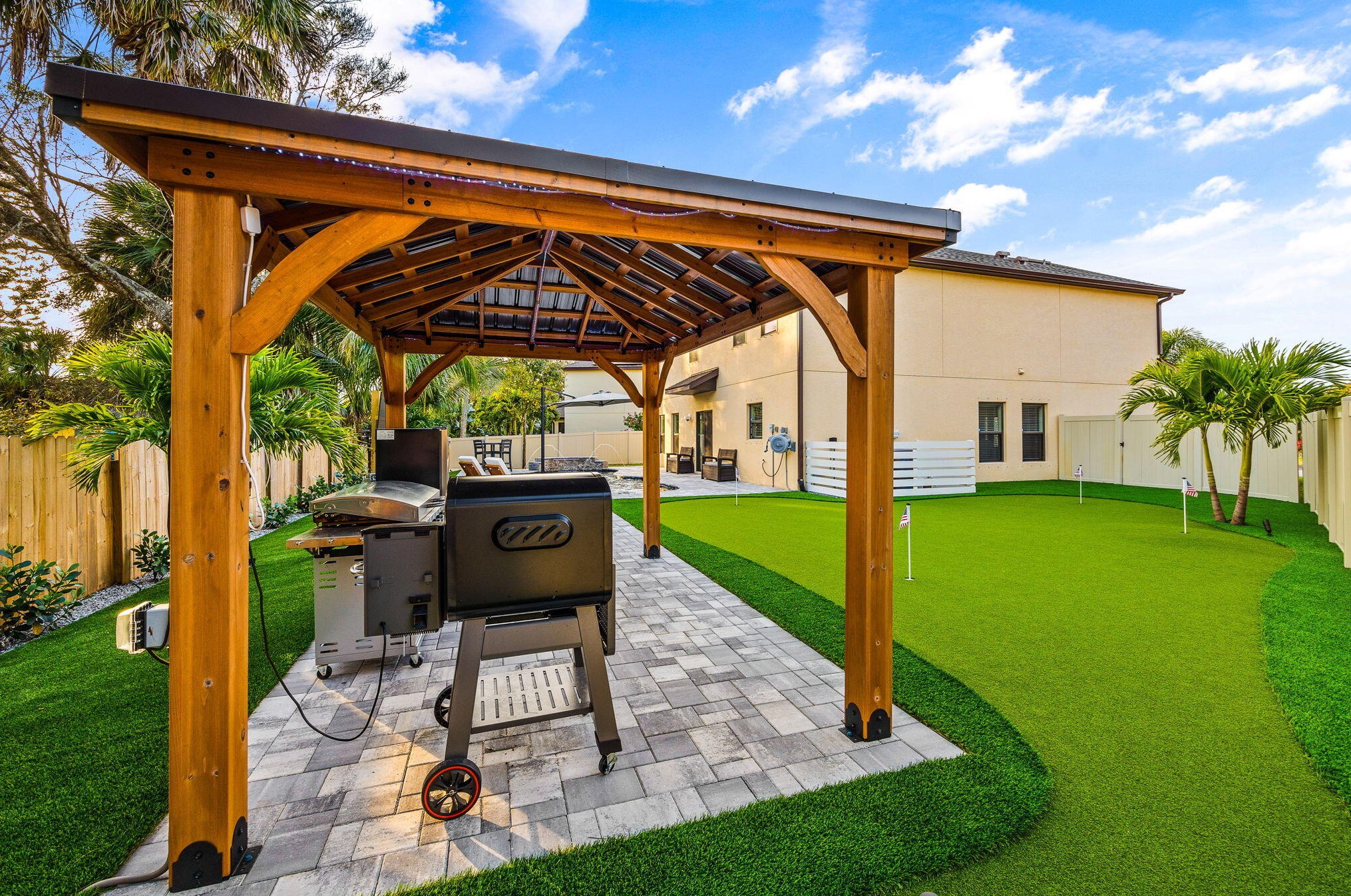 611 22nd Ave, Vero Beach FL  32962-1315 exterior