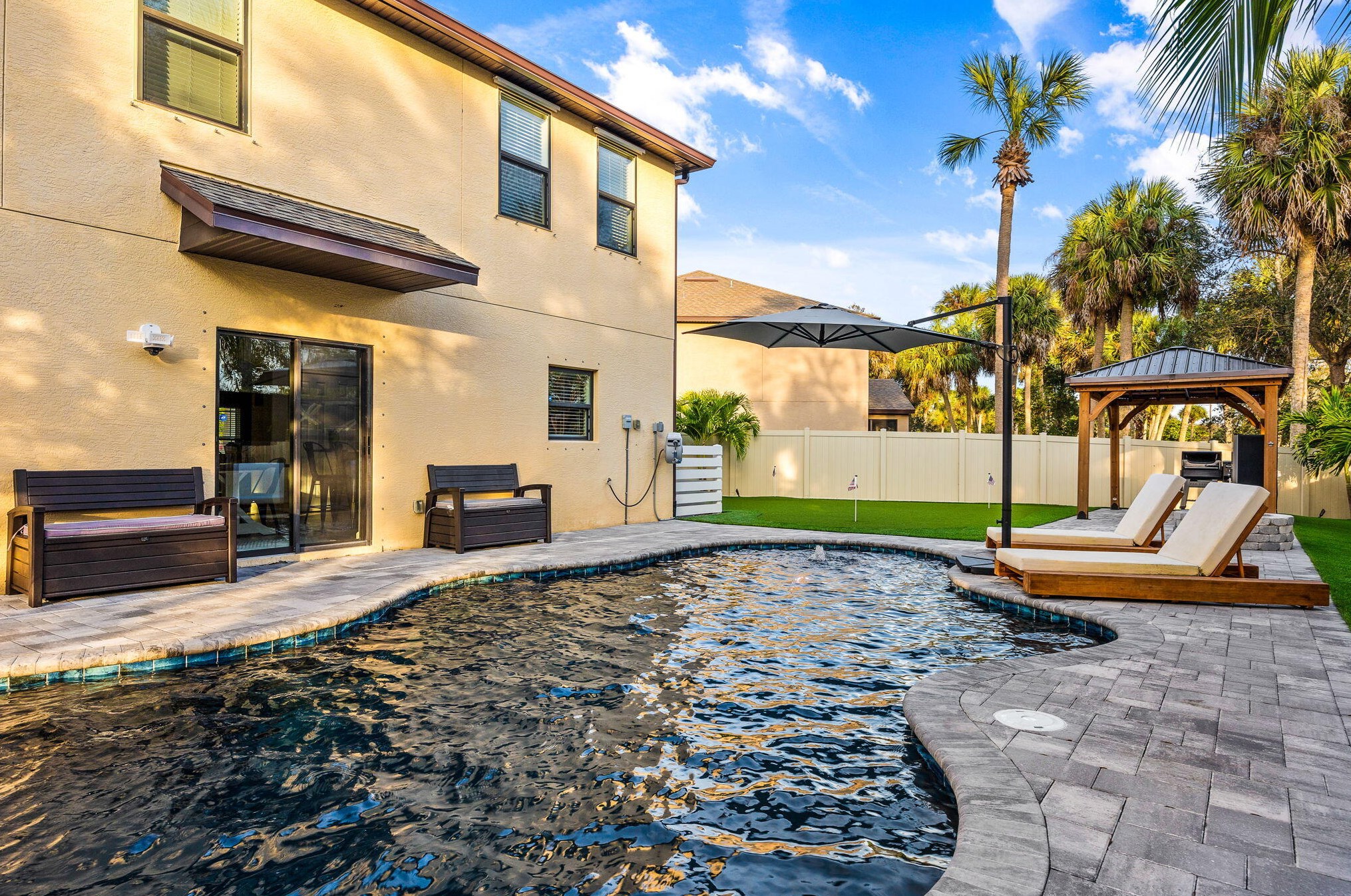 611 22nd Ave, Vero Beach FL  32962-1315 exterior