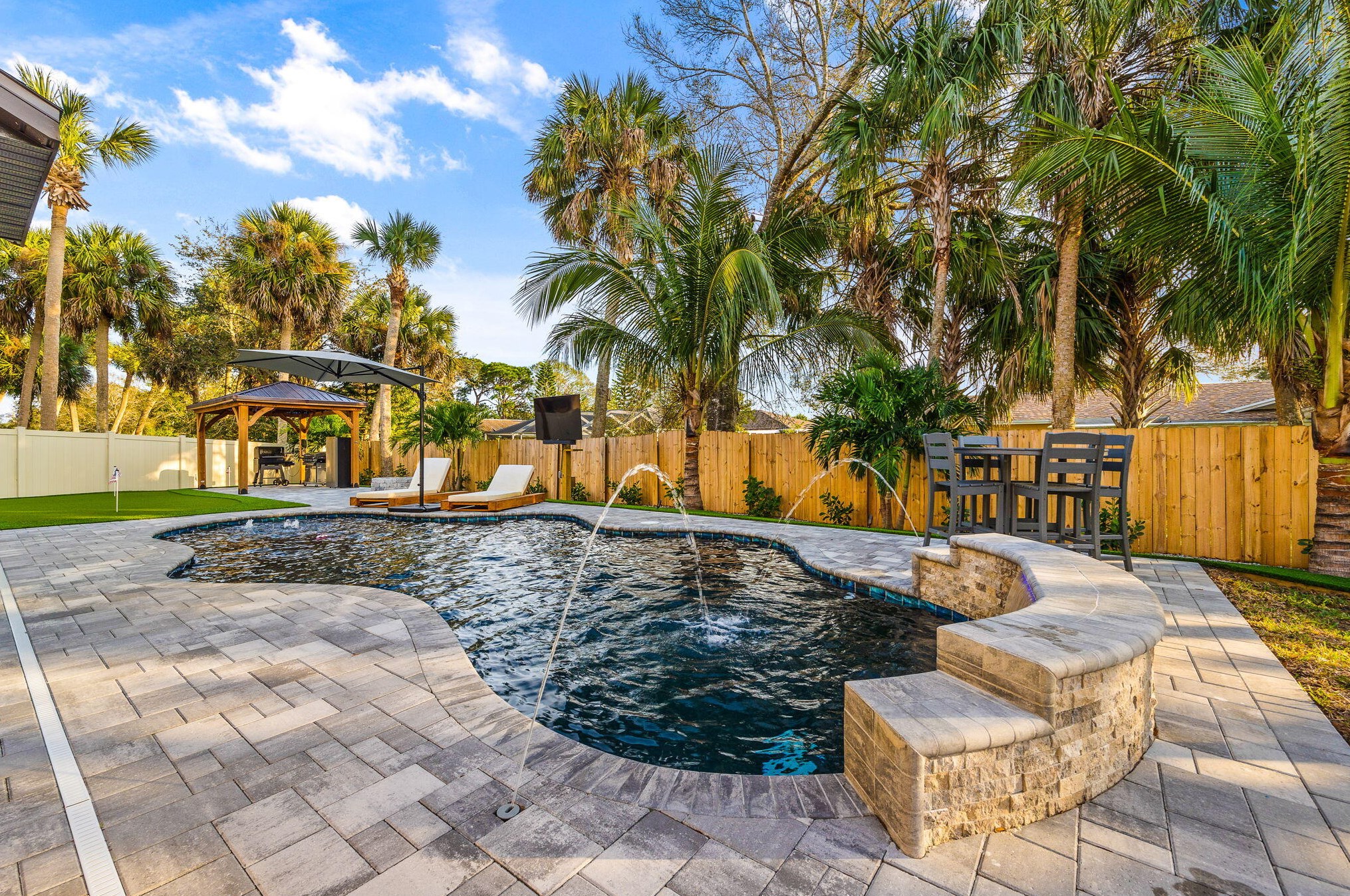 611 22nd Ave, Vero Beach FL  32962-1315 exterior