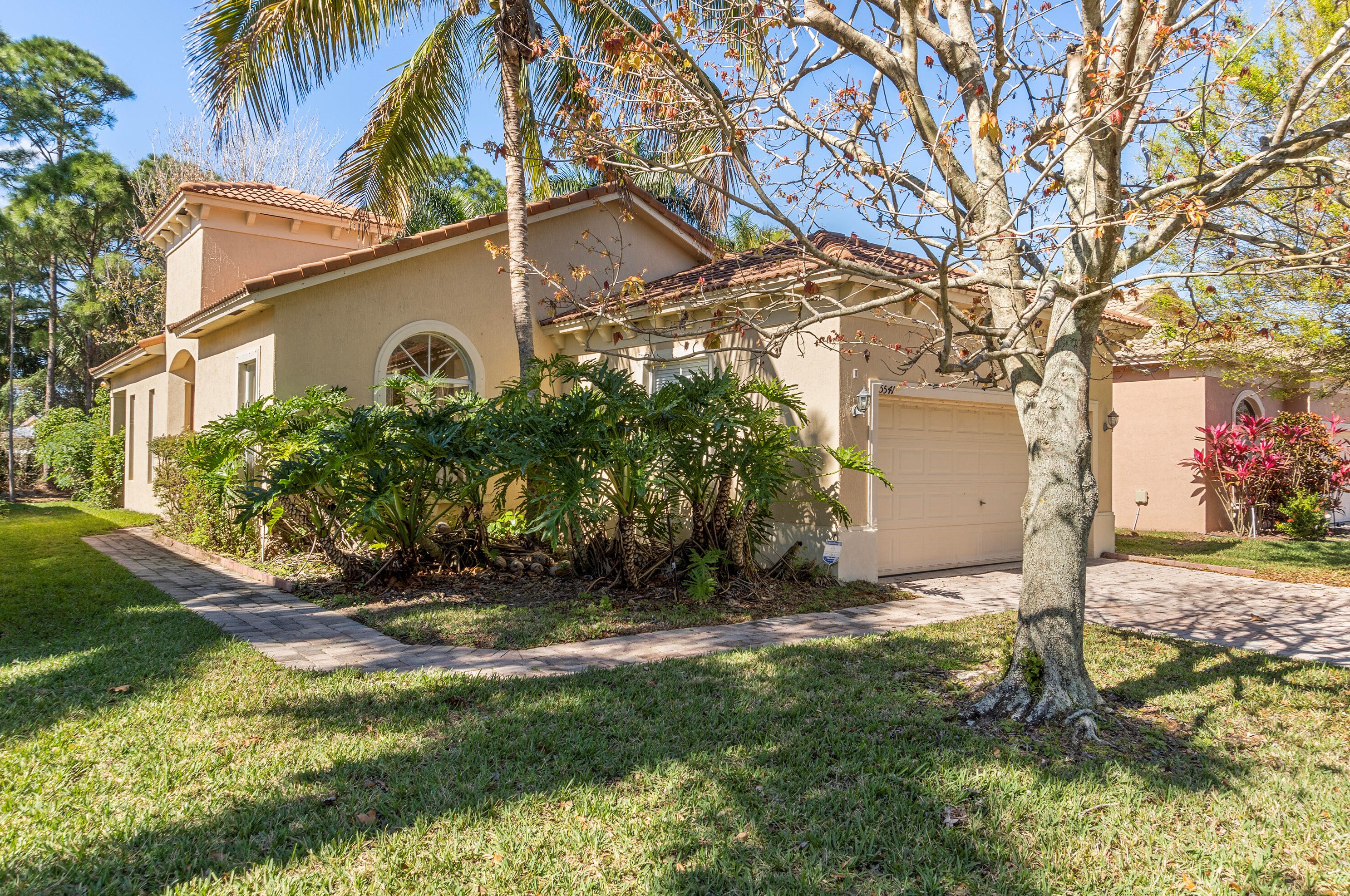 5541 Spanish River Rd, Fort Pierce, FL 34951
