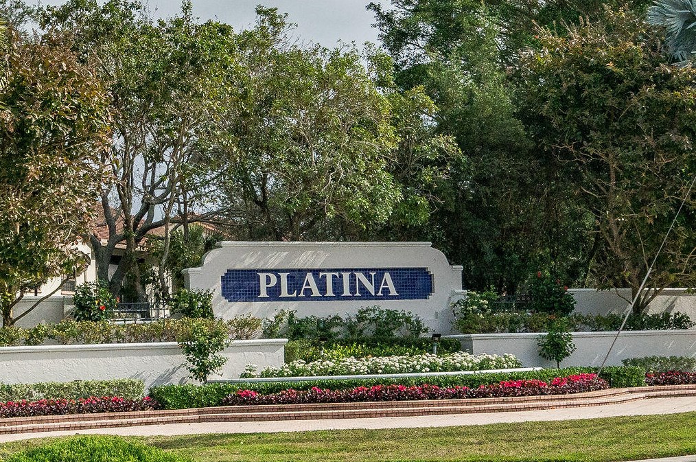 5275 Europa Dr, Boynton Beach FL 33437-2151 exterior