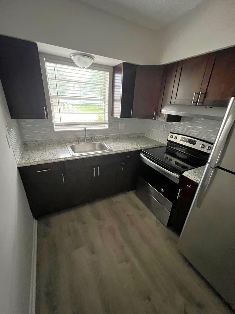 875 Sw 4th Ct #9, Boca Raton, FL 33432