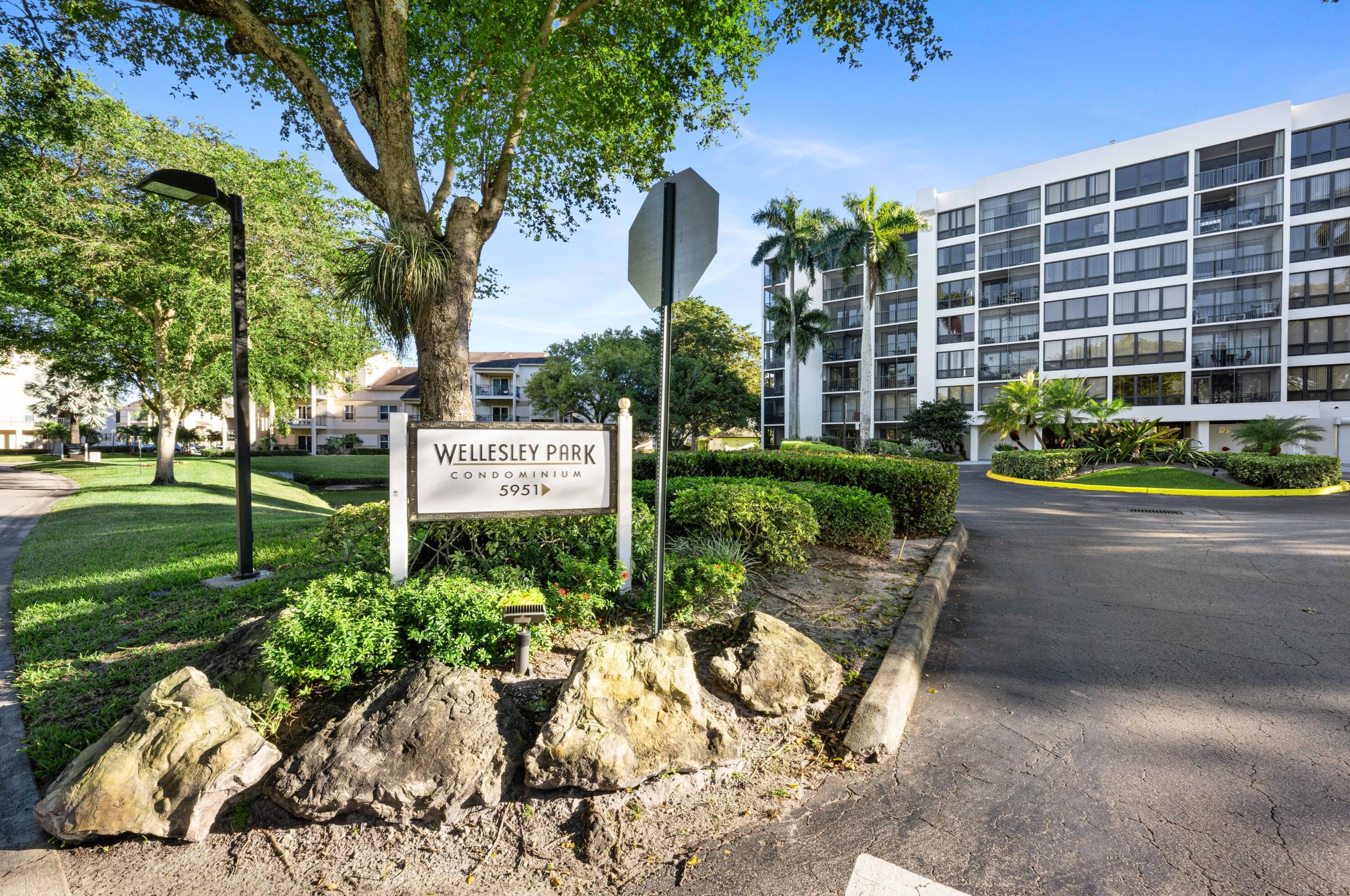 5951 Wellesley Park Dr #502, Boca Raton, FL 33433