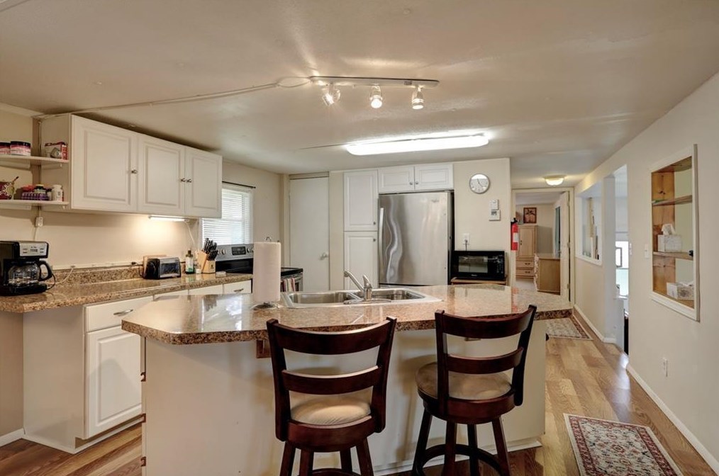 467 Egret Cir, Sebastian FL  32976-7483 exterior