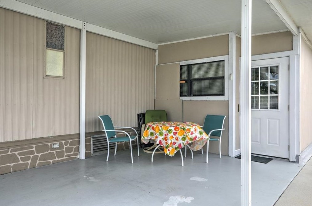 467 Egret Cir, Sebastian FL  32976-7483 exterior