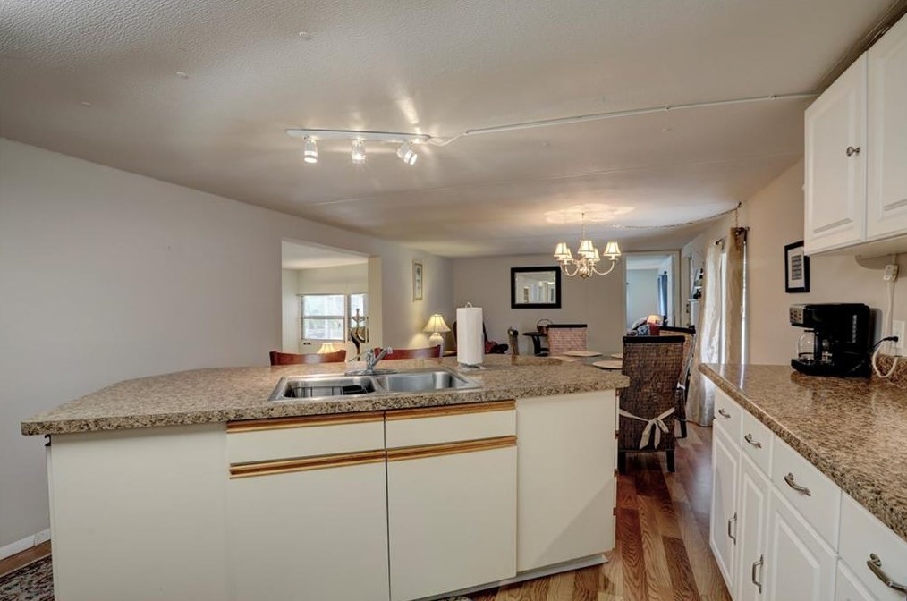 467 Egret Cir, Sebastian FL  32976-7483 exterior